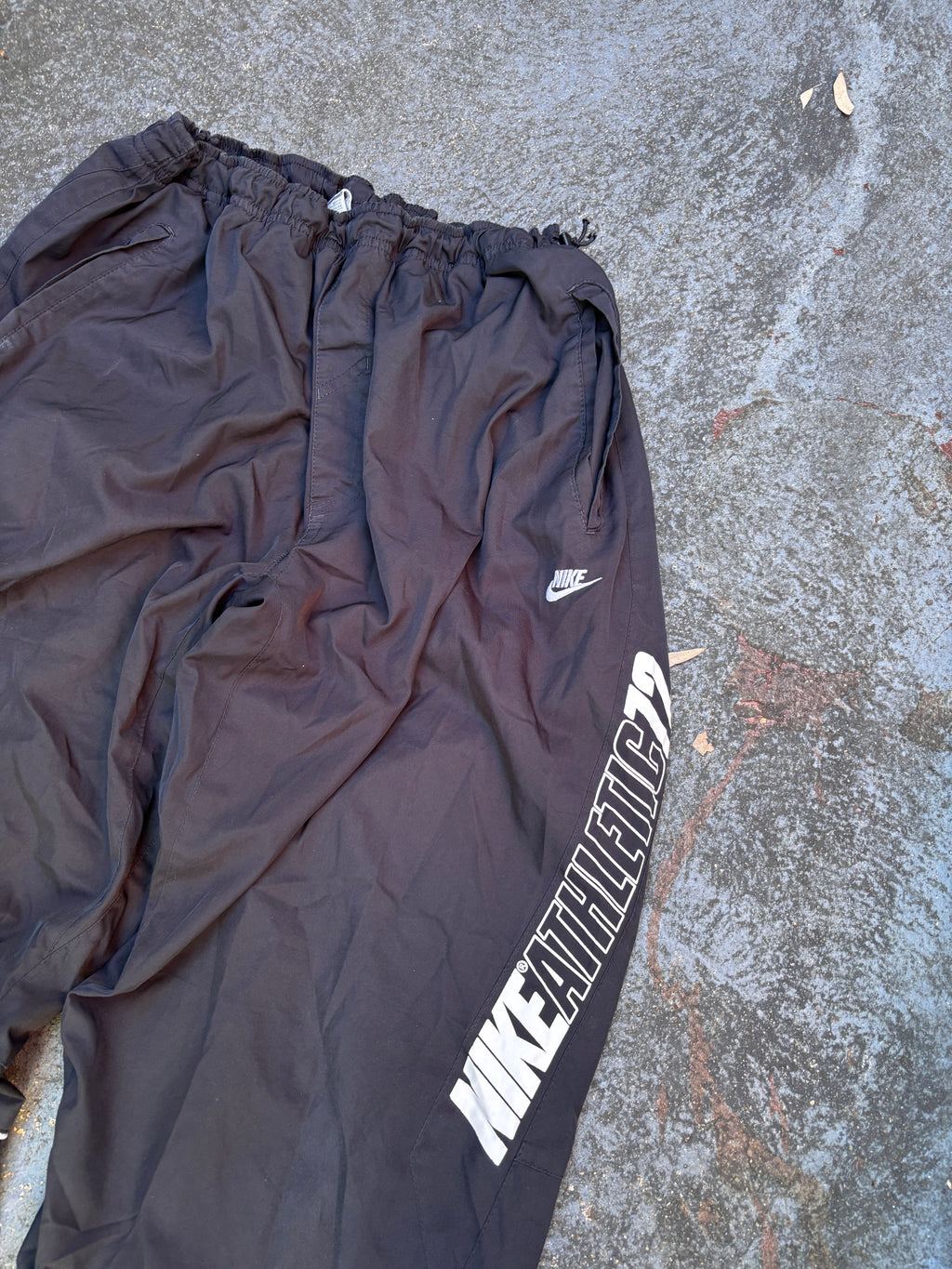 Vintage Y2K Nike Track Pants Sz L Black White Spell Out Logo Bungee Windbreakers
