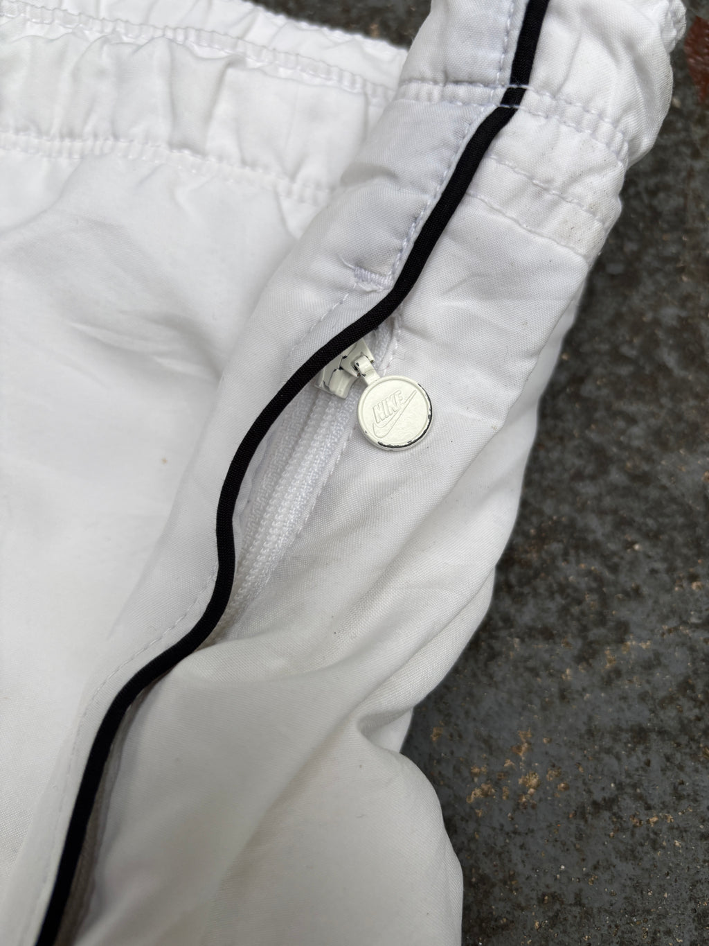 Vintage Y2K Nike Track Pants Size M White Black Detail Classic Windbreakers