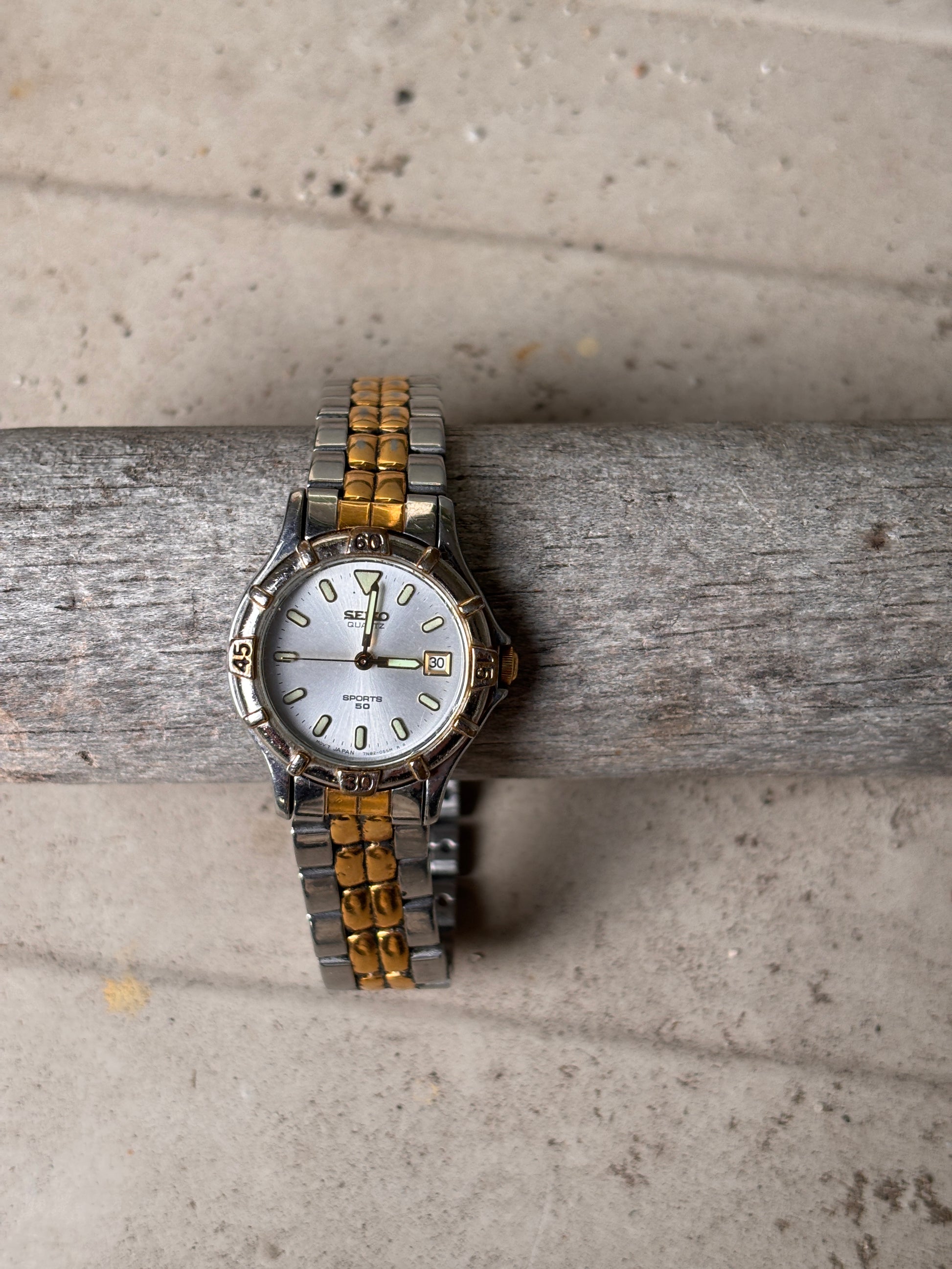 Seiko Sports 50 Ladies Analogue Stainless Steel Gold Tone Watch 7N82-0261