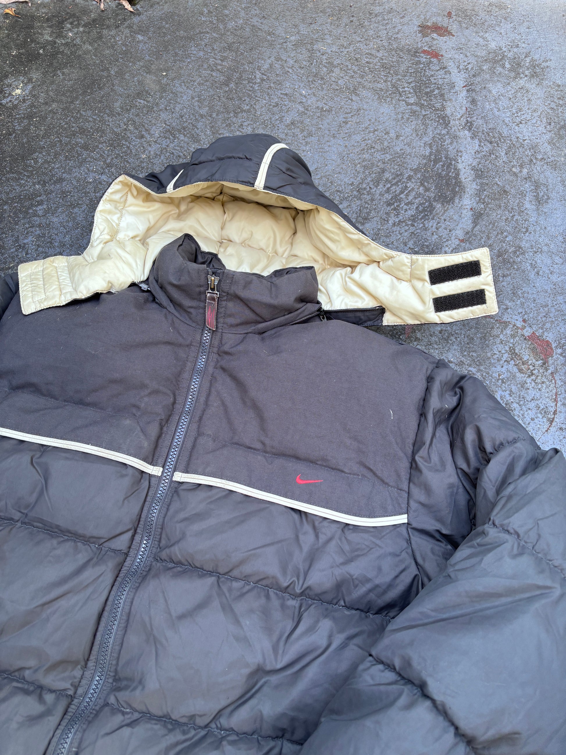 Vintage Y2K Nike Down Puffer Jacket Size XL Oversized Black Red Swoosh Full Zip