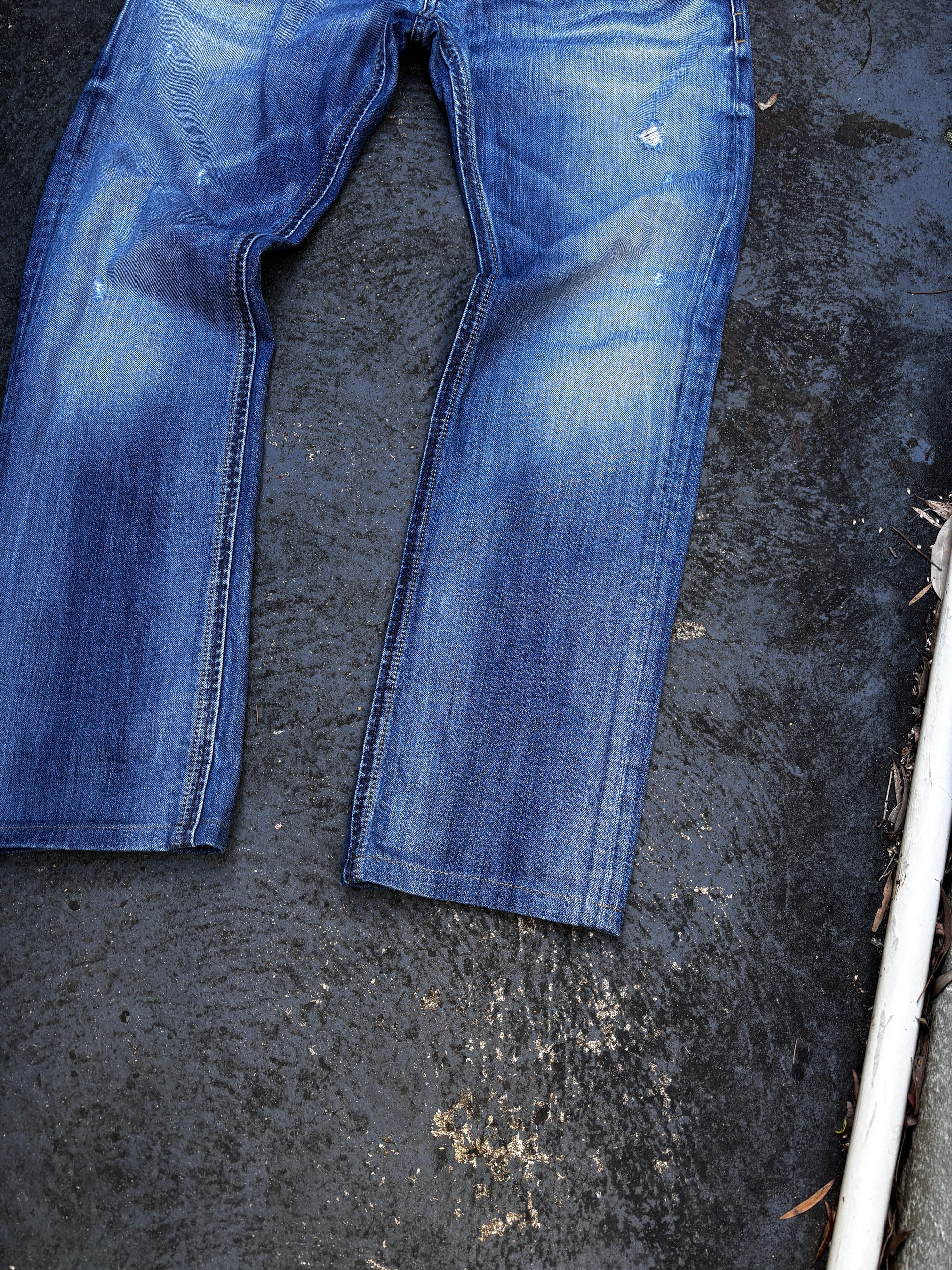 Diesel Jeans Size 34″ Blue Mid Wash Distressed Skinny Mohawk Tag Made in Tunisia