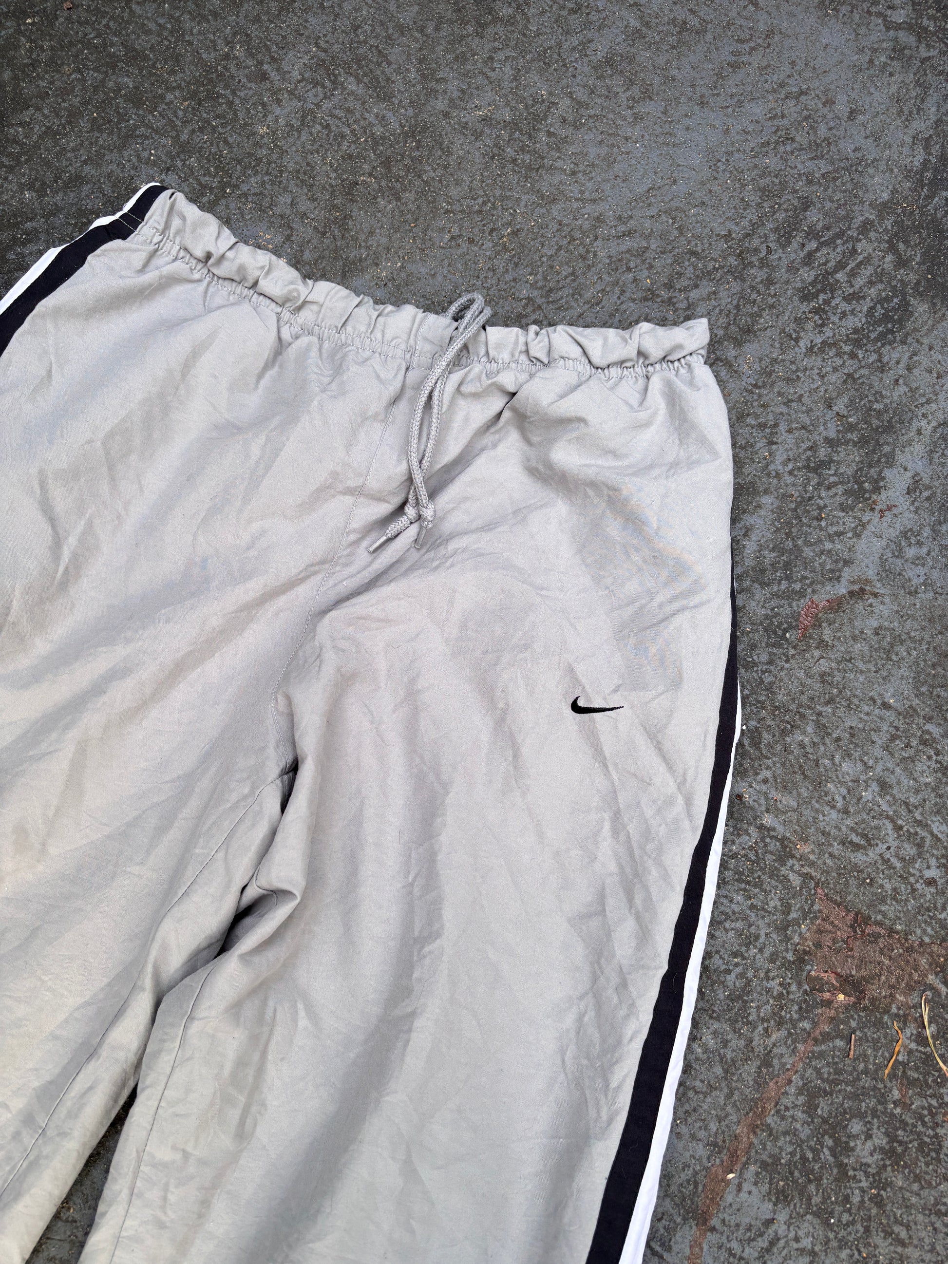 Vintage Y2K Nike Track Pants Size S Grey Black Detail Bungee Waist Cuff Windbreakers