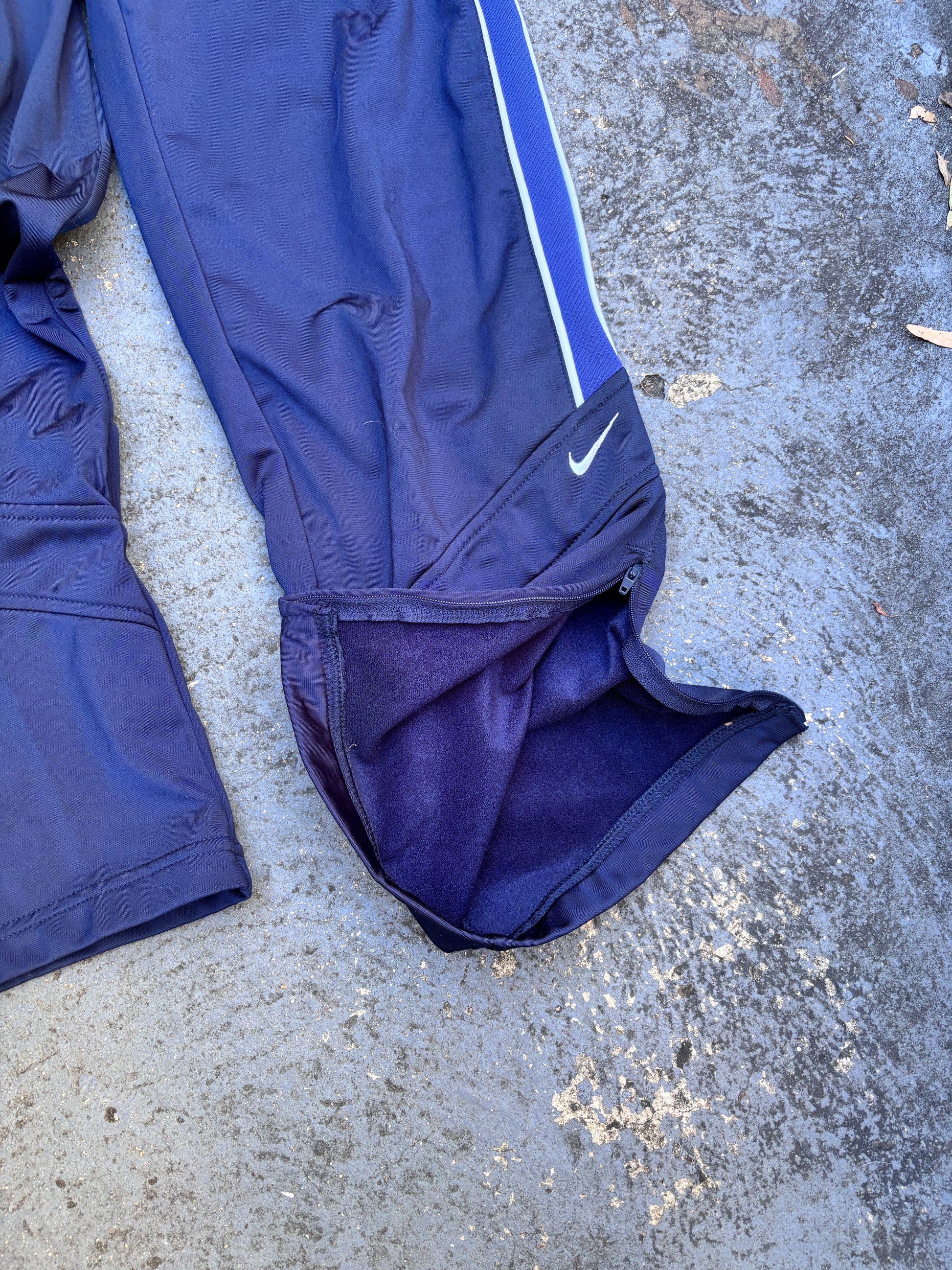 NWT Vintage Y2K Nike Track Pants S Blue Navy Two Tone Satin Finish Windbreaker