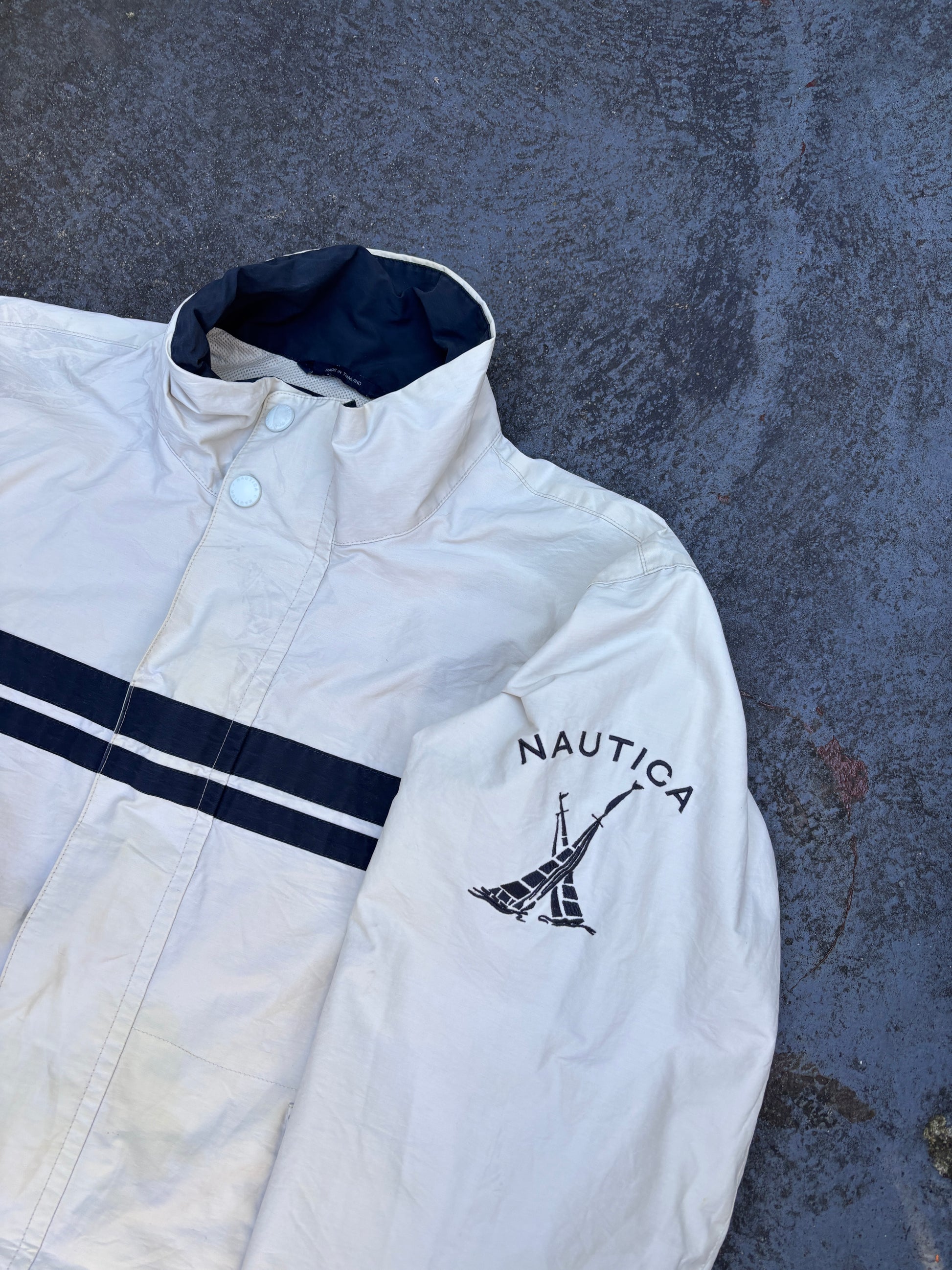 Nautica Sailing Jacket Size M Beige Navy Stripe Spinnaker Yacht Logo Windbreaker