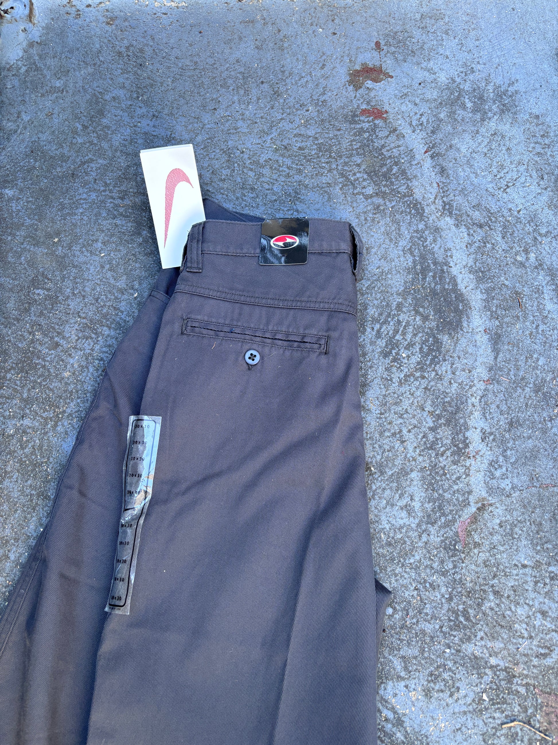 Vintage 90s Nike Golf Yin Yang Chinos Size 30 Grey Tiger Woods Pleated Wide Leg Pants