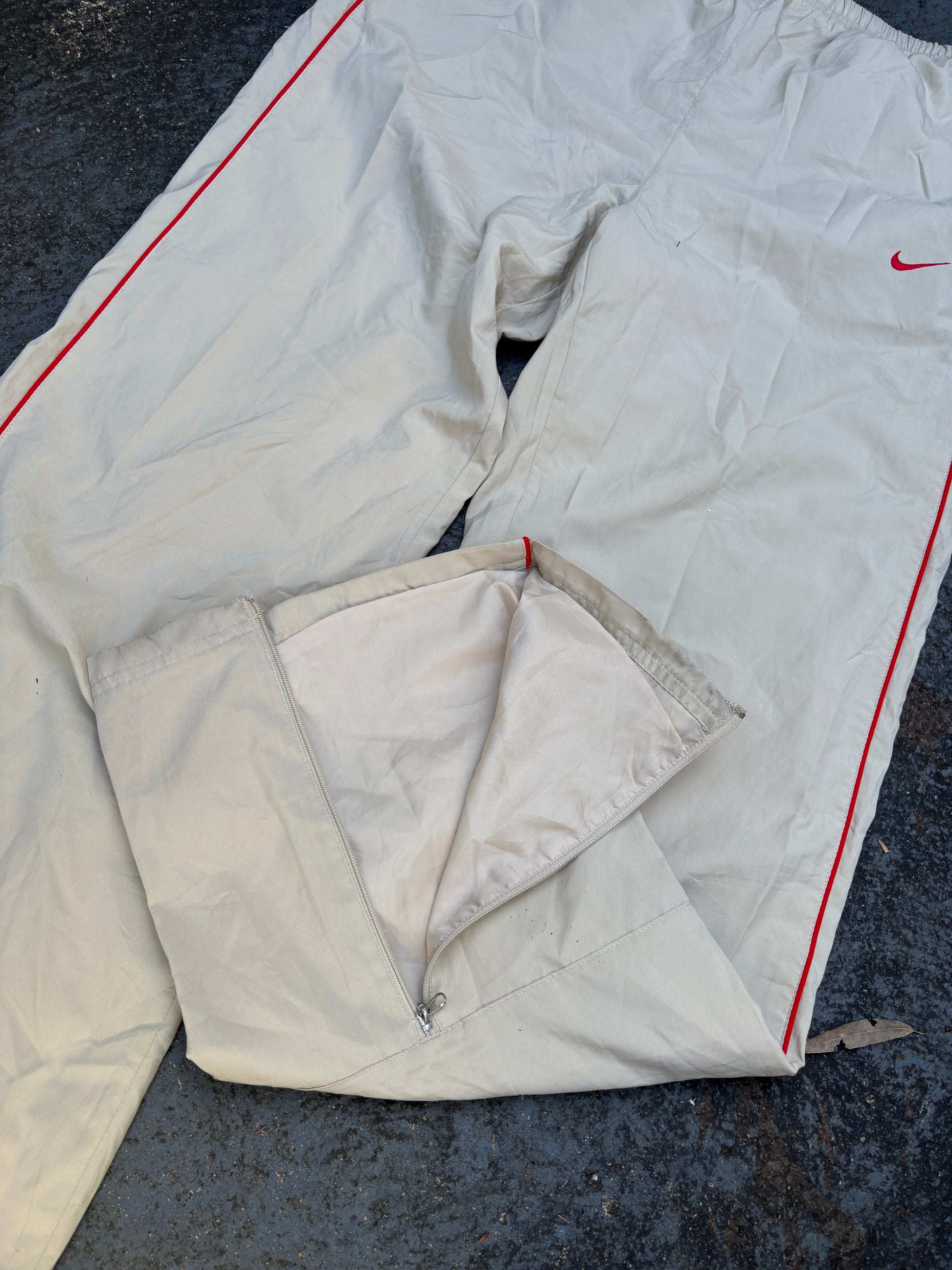 Vintage Y2K Nike Track Pants Size M Beige Red Detail Swoosh Classic Nylon Windbreakers