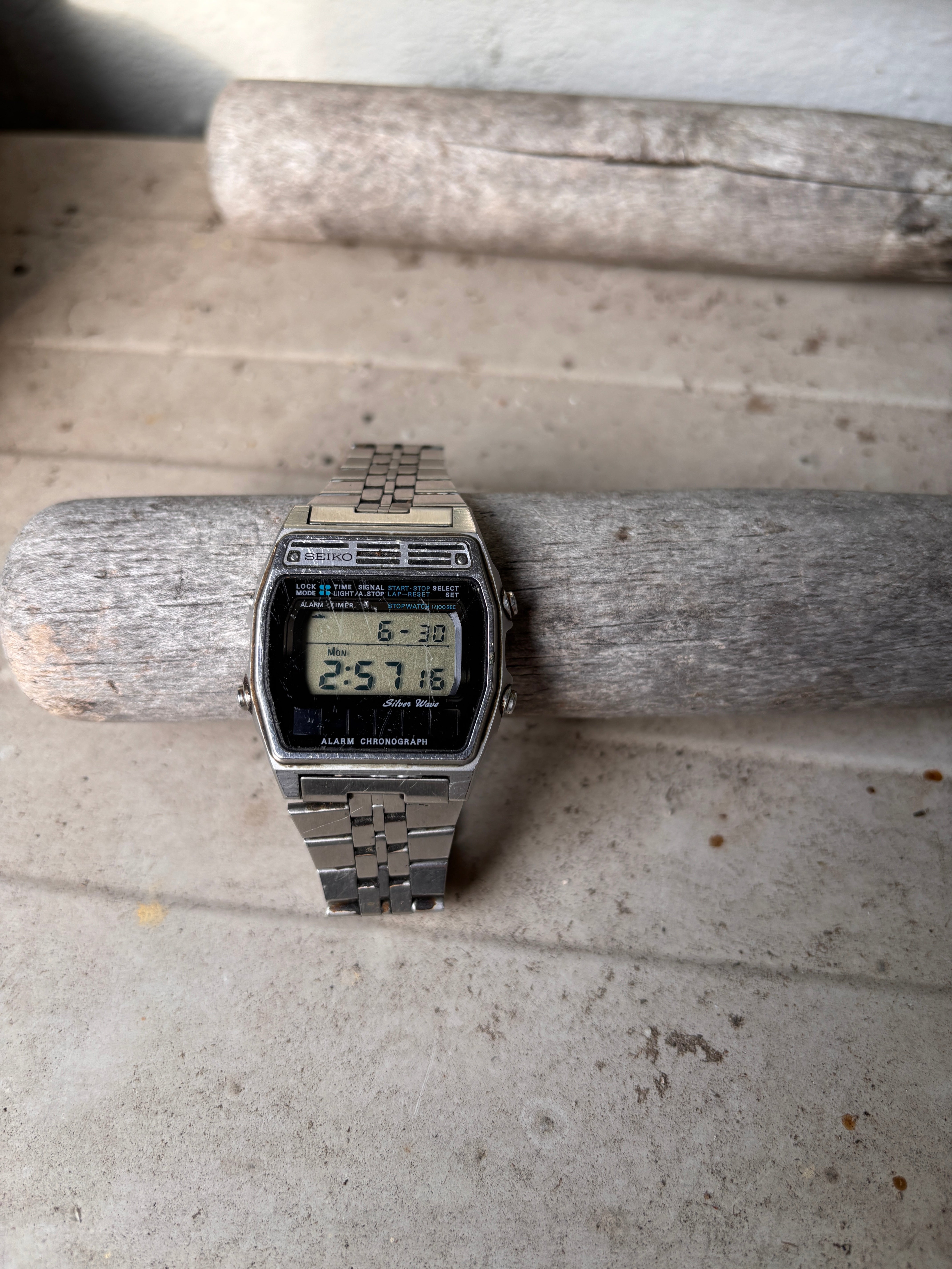 1980's Seiko Silver Wave Chronograph Alarm Watch New Battery A-258