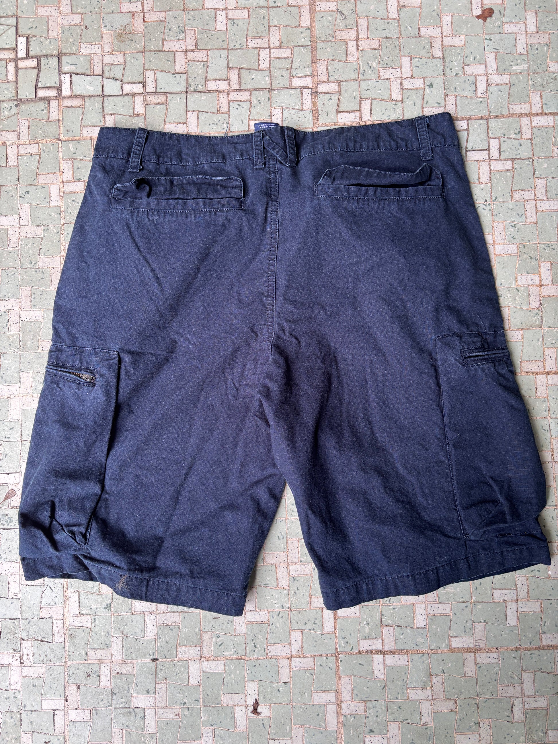 Vintage Y2K Nike Cargo Shorts Size 32 Navy Embroidered Swoosh Faded Cotton