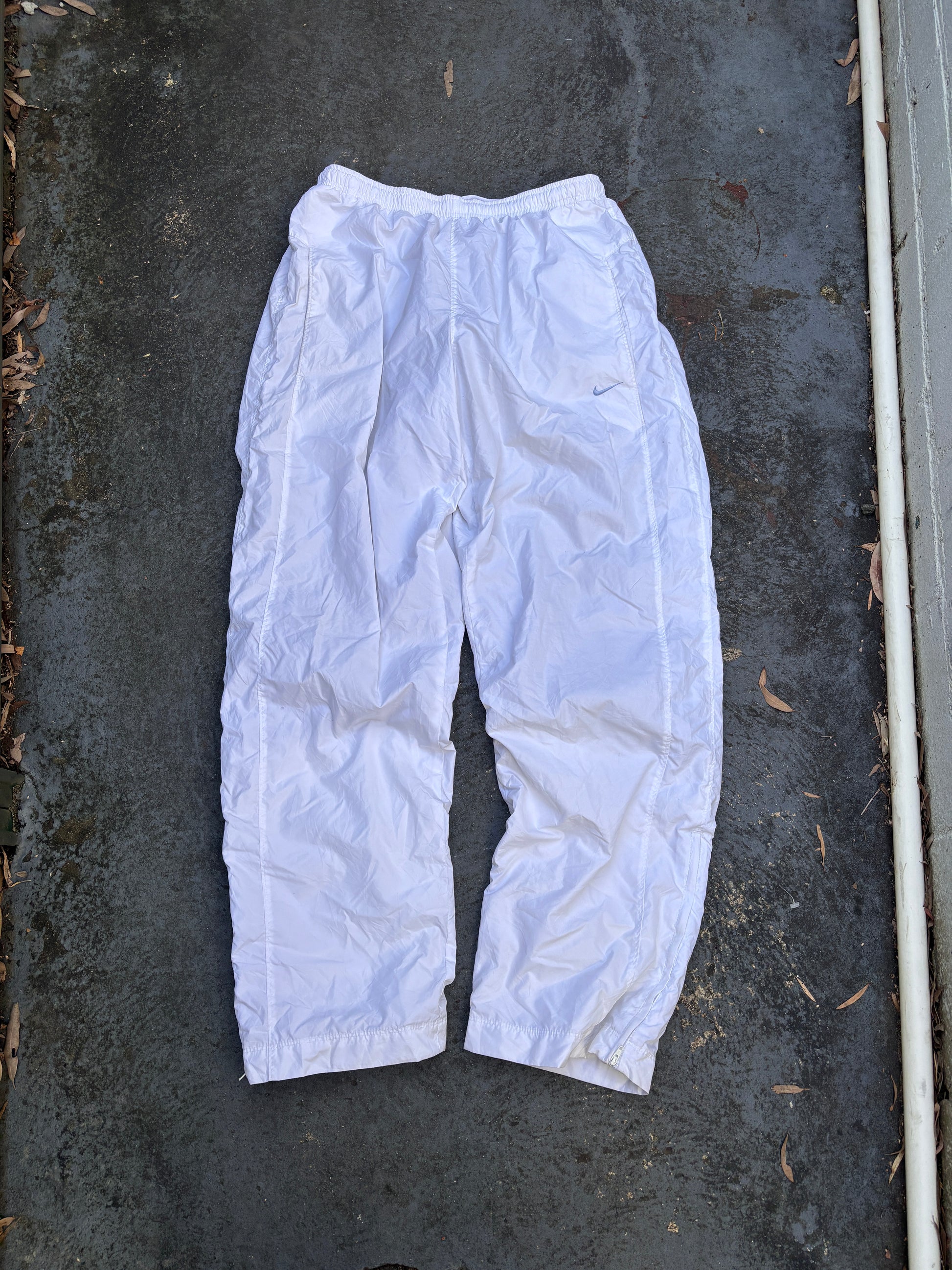 Vintage Y2K Nike Track Pants Size L White Blue Swoosh Classic Nylon Windbreakers