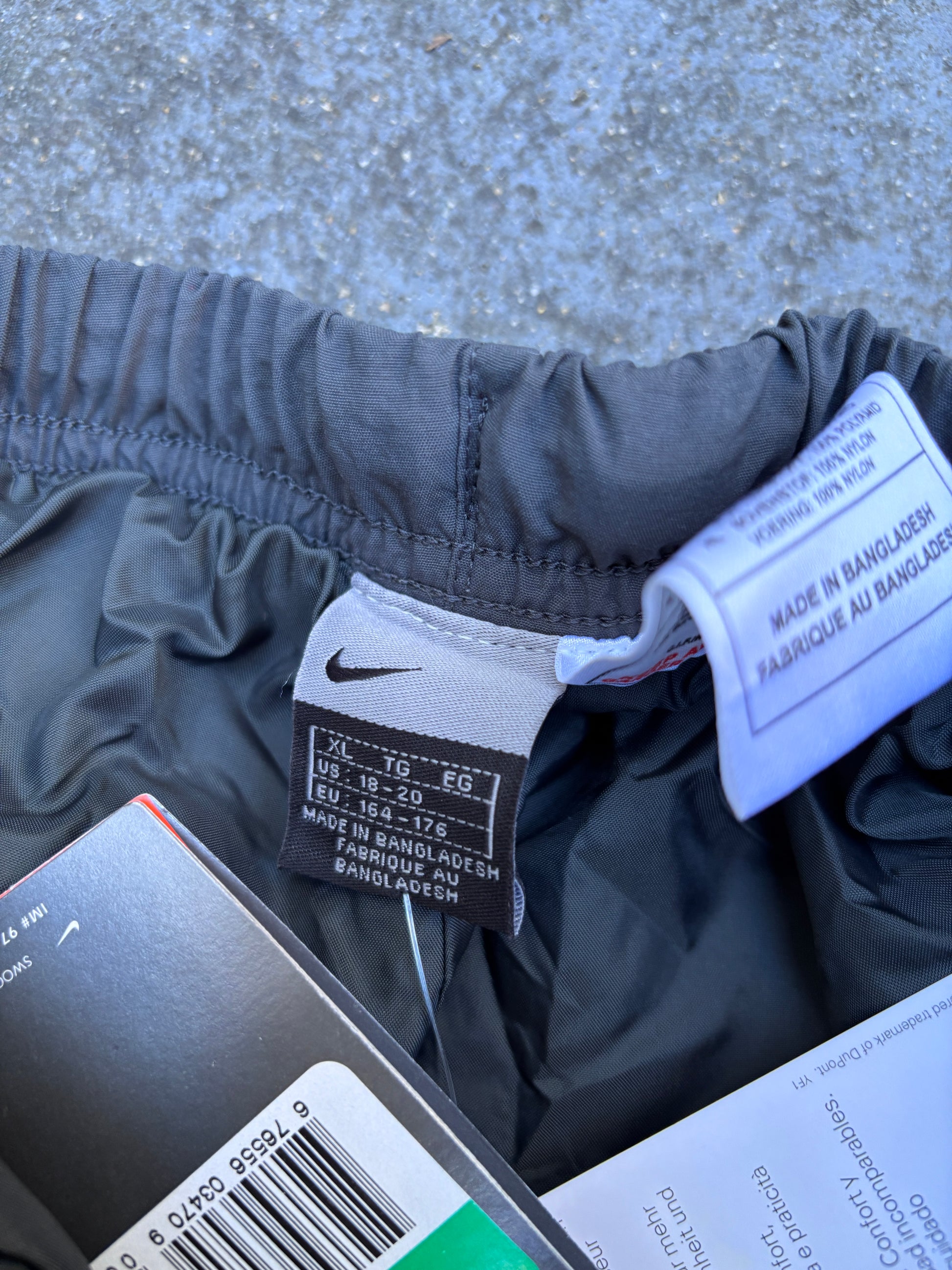 Vintage Y2K Nike Track Pants Women’s S Grey Cream Detail Nylon Wide Leg Windbreakers