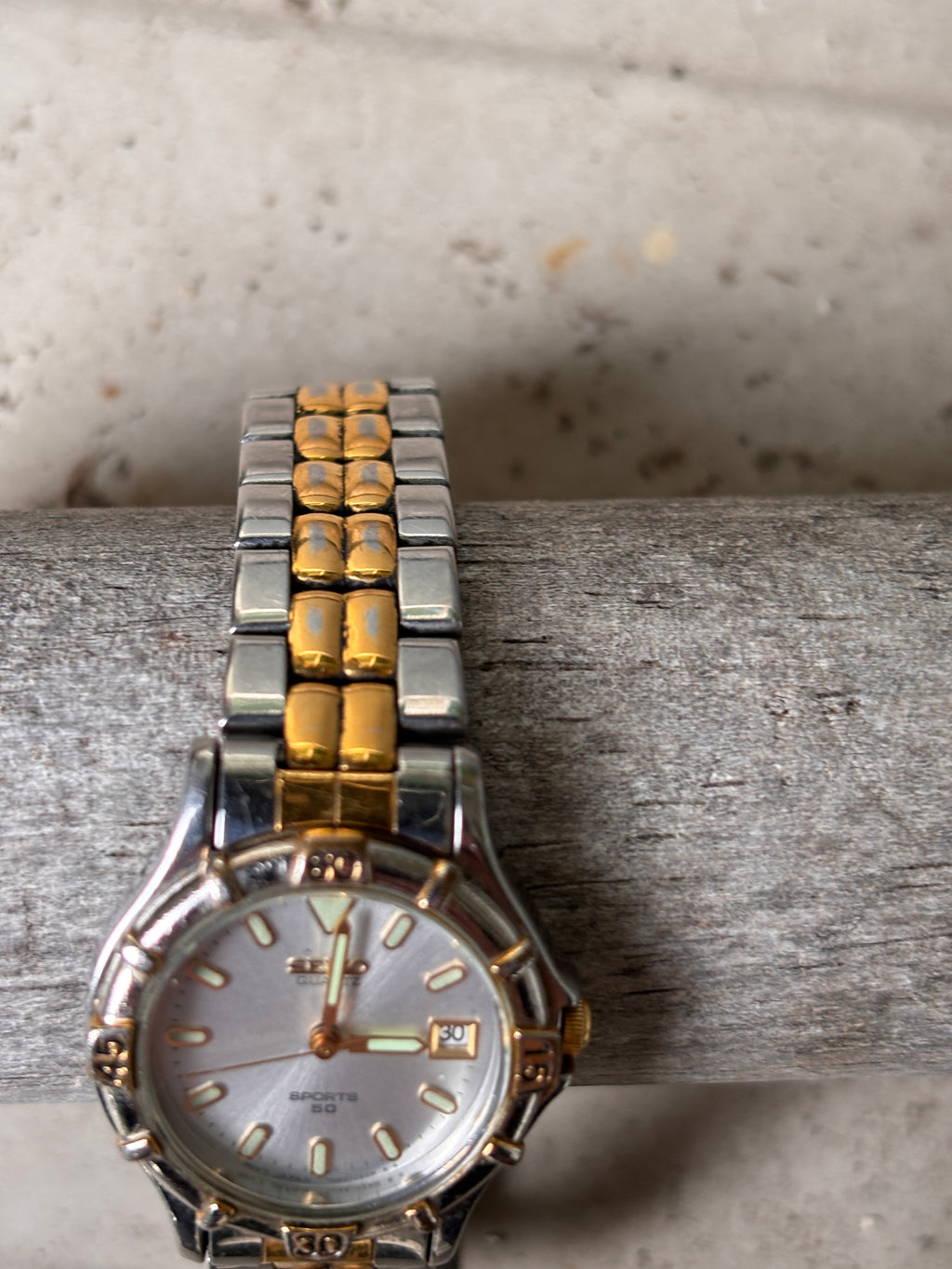Seiko Sports 50 Ladies Analogue Stainless Steel Gold Tone Watch 7N82-0261