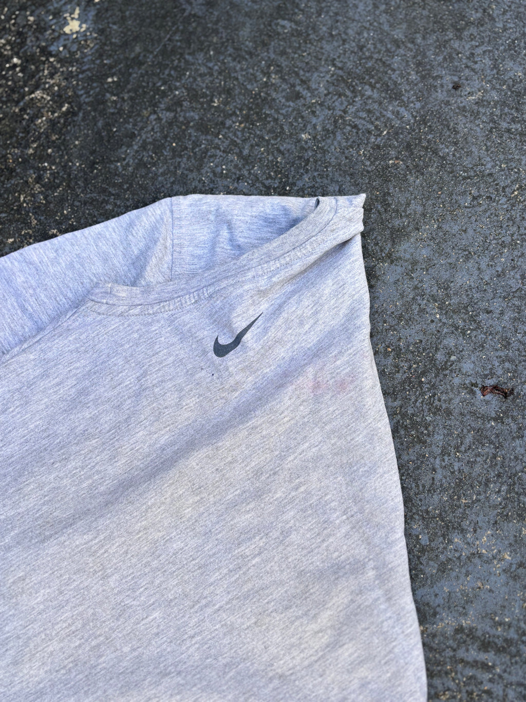 Vintage Y2K Nike England Rugby T-Shirt Size XL Grey Large Graphic Embroidered Rose