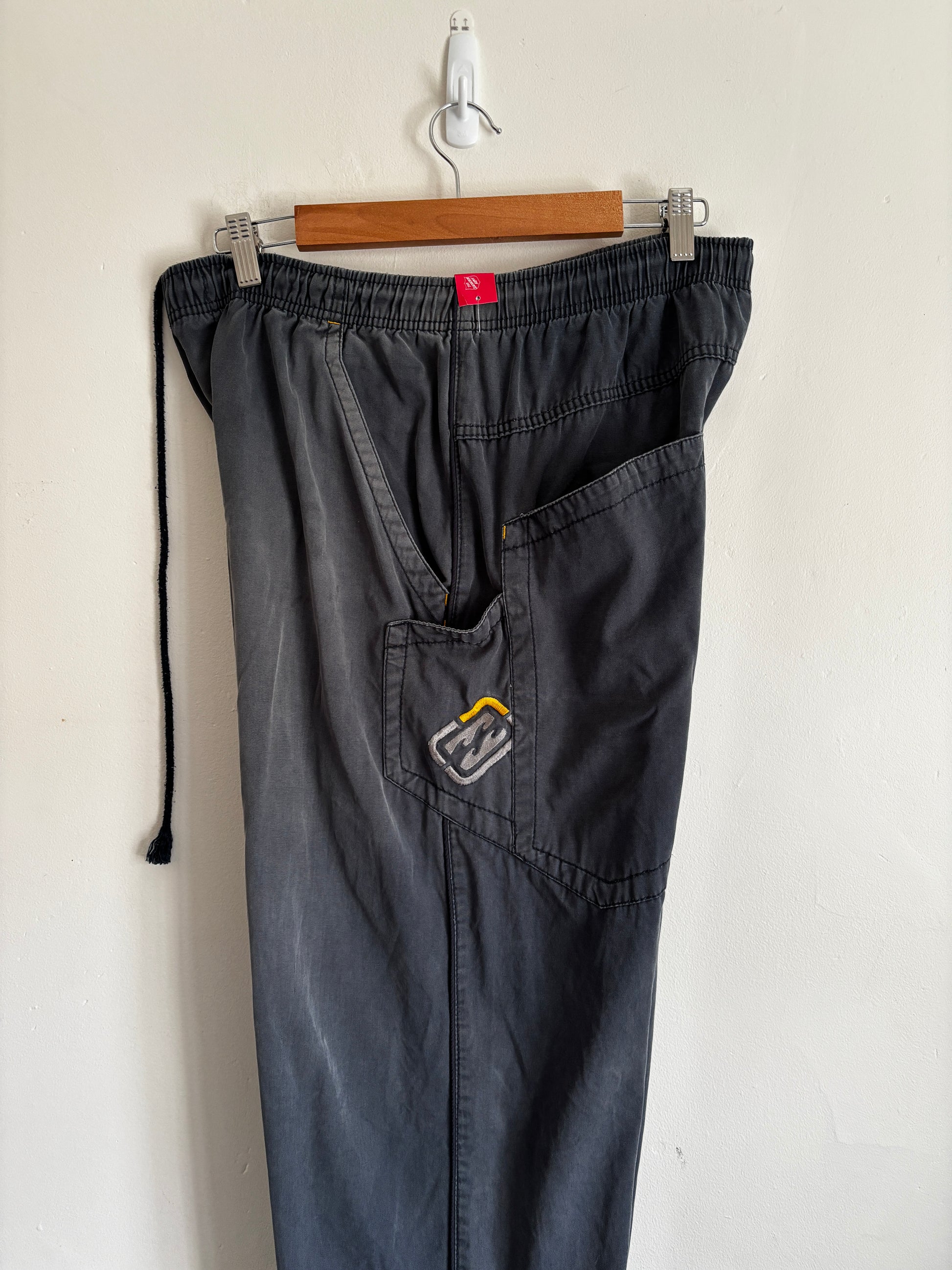 Y2K Billabong Pants Size 32
