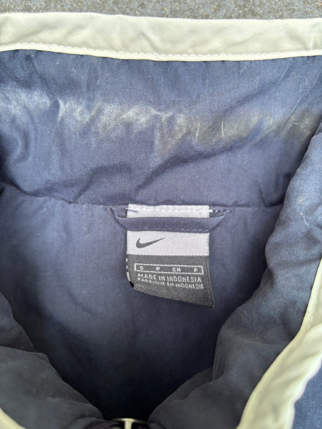 Vintage Y2K Nike Jacket Size S Navy Cream Detail Red Badge Full Zip Classic Windbreaker