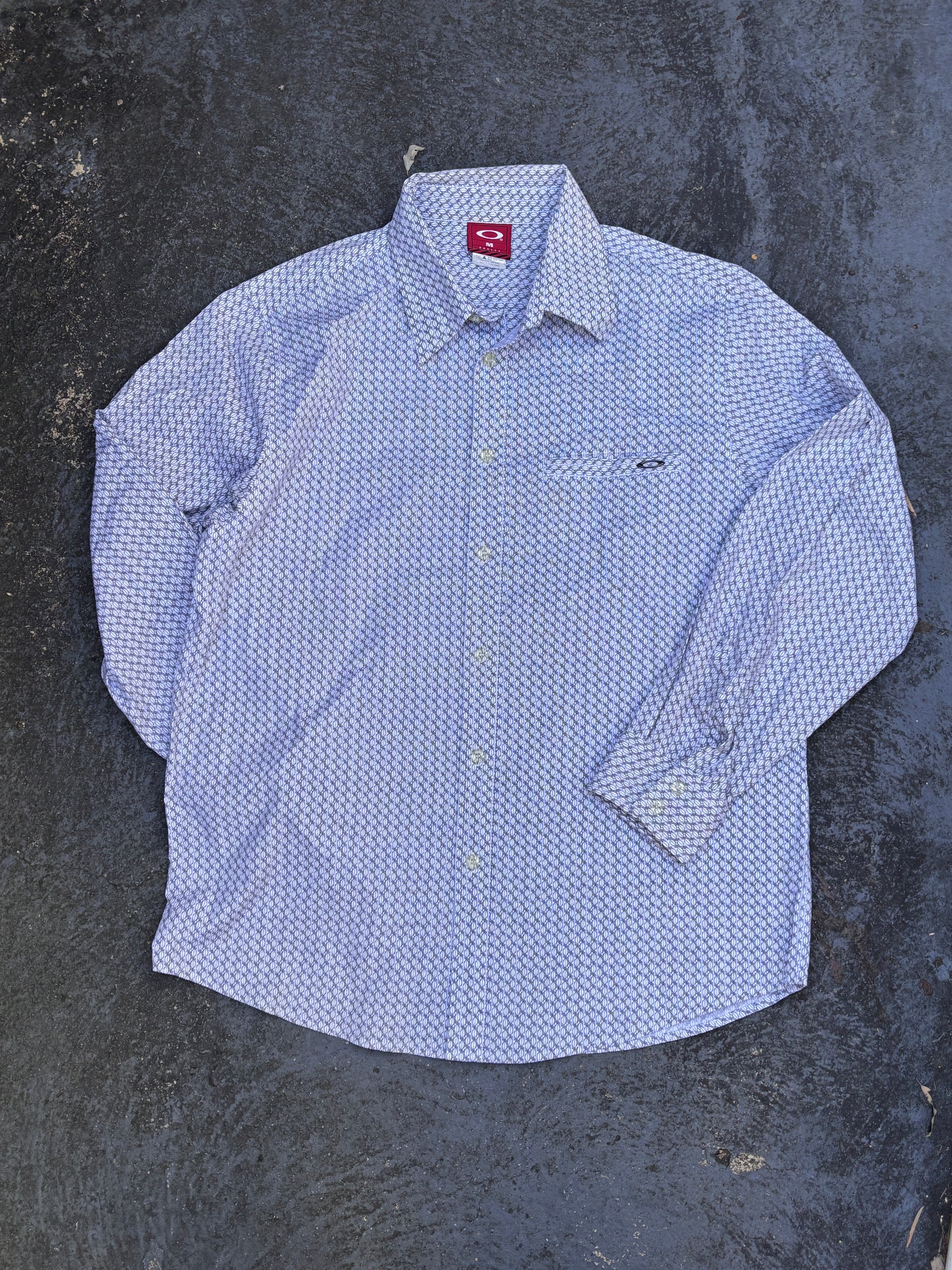 Vintage 90s Oakley Shirt Size M White Grey All Over Pattern Mental O Red Tag