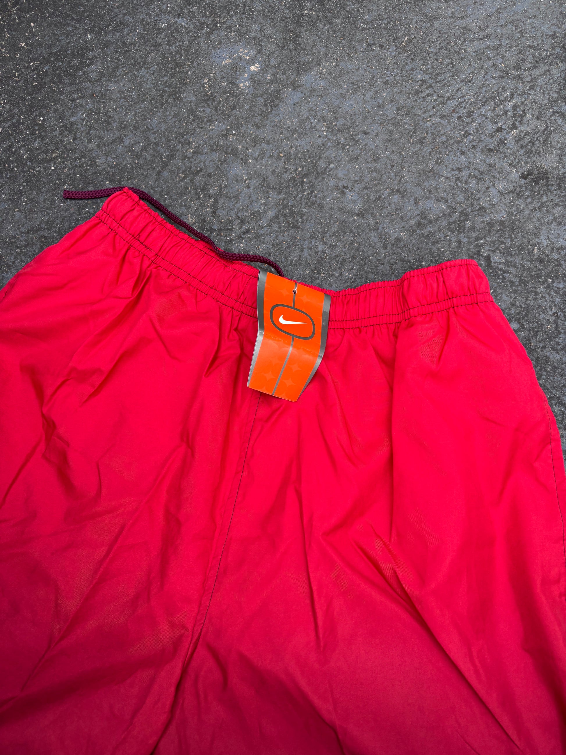 Vintage Y2K Nike Shorts Size M Red Ombré Gradient Swoosh NWT Nylon Windbreakers