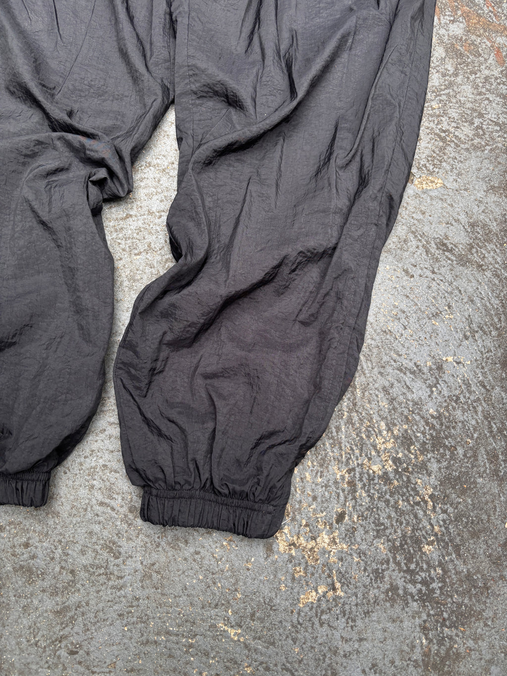Vintage 90s Nike Track Pants Size M Double Black Swoosh Classic Nylon Windbreakers