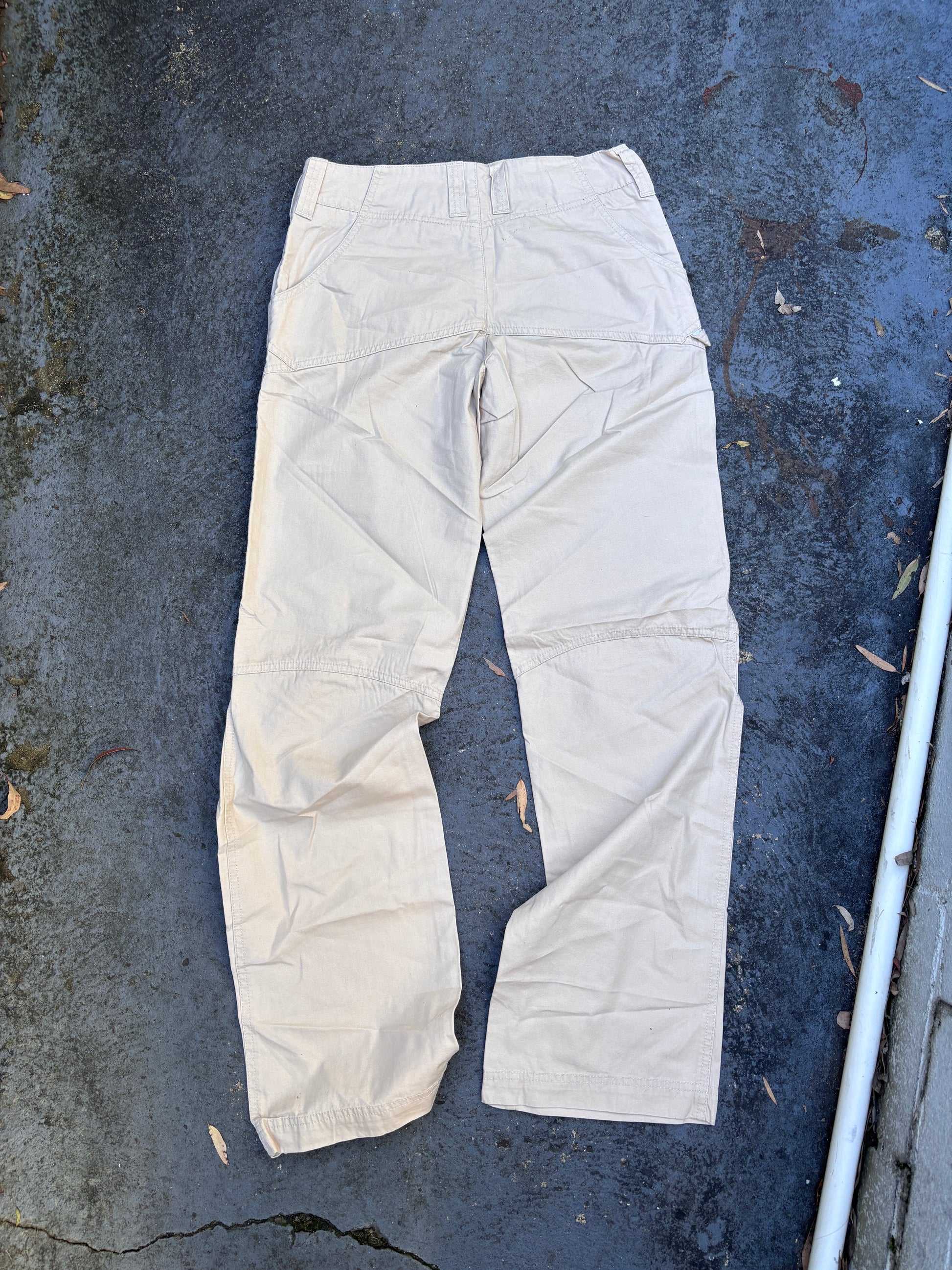 Vintage Y2K Nike ACG Pants Small Cream Double Knee Straight Leg Embroidered Logo