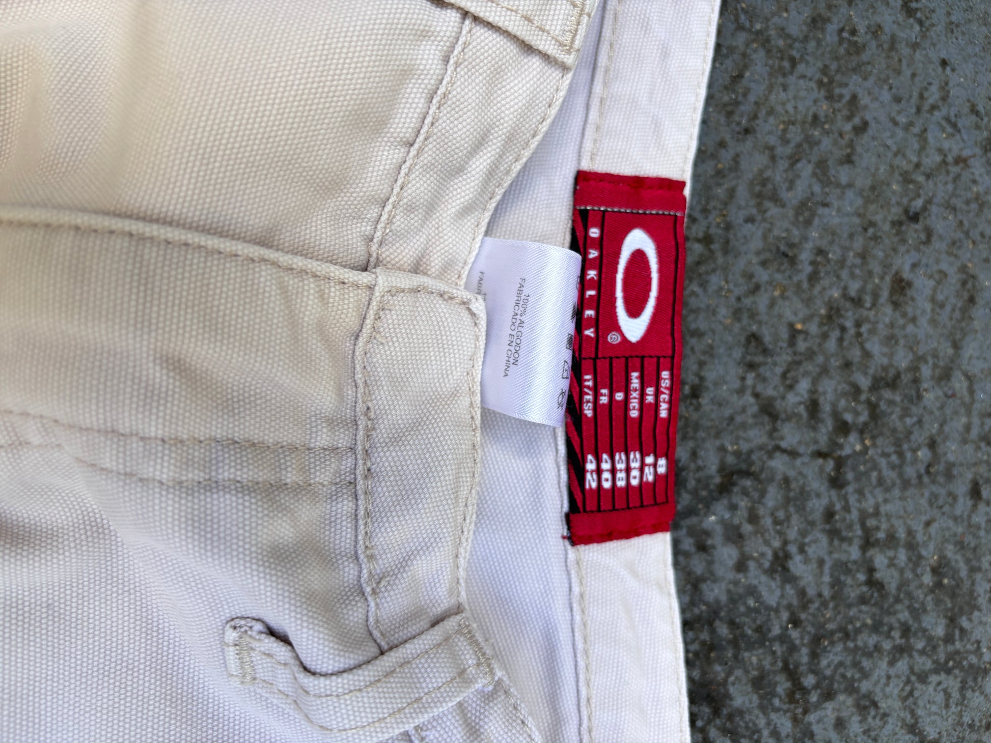 Vintage 90s Oakley Skirt Size L UK 12 Denim Pleated Red Tag Pockets Embroidered