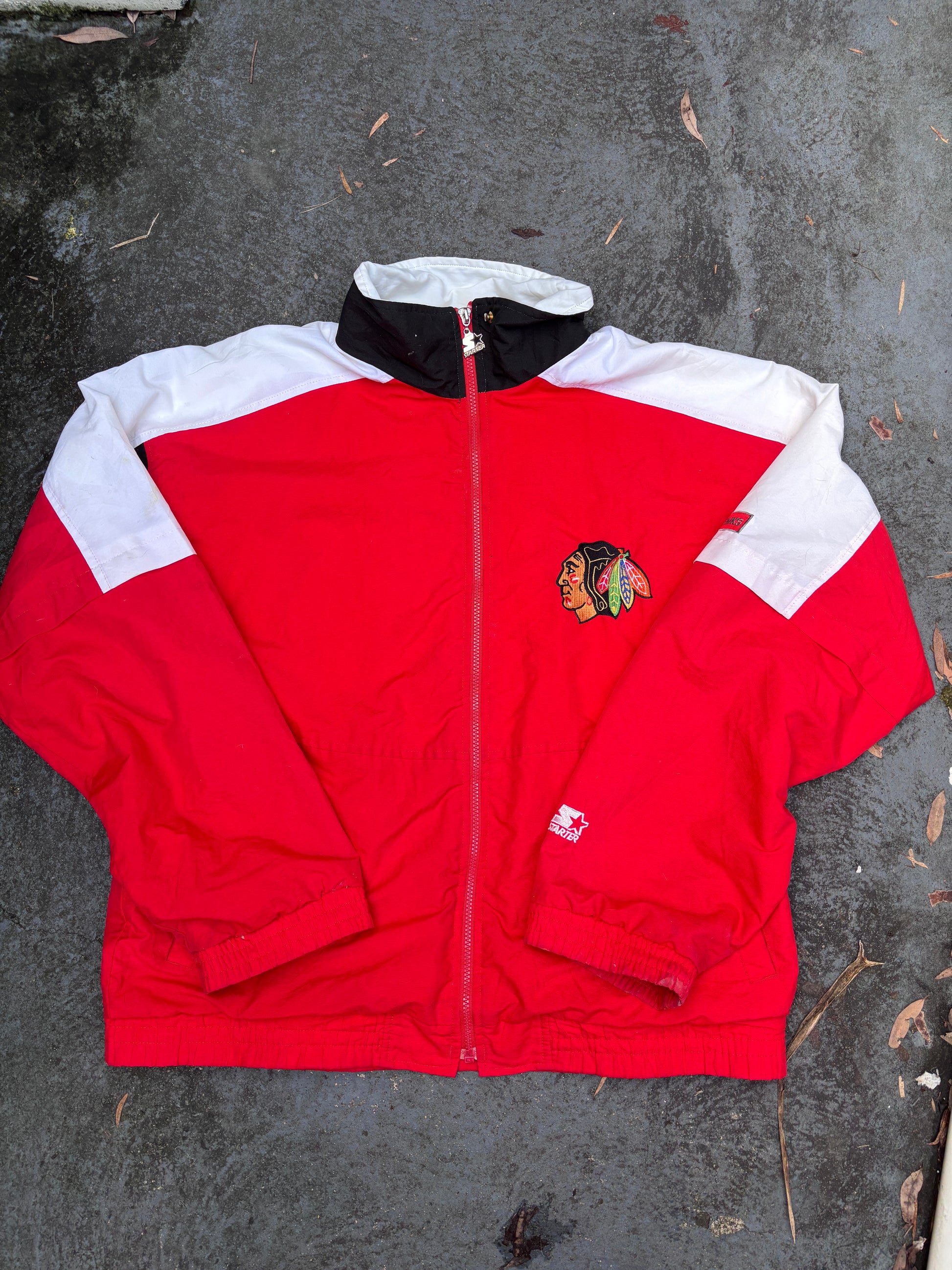 Vintage 90s Starter Jacket Size L Red Black Chicago Blackhawks Nylon Windbreaker