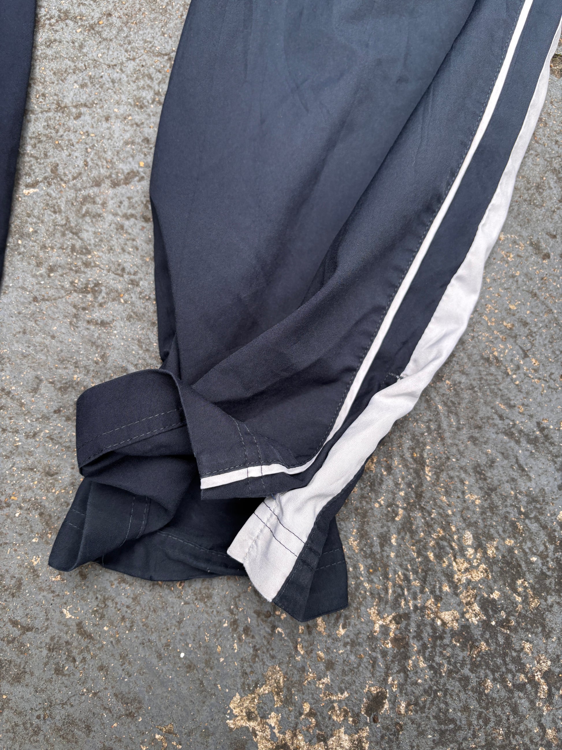 Vintage Y2K Nike Track Pants Size S Navy White Detail Straight Leg Classic Windbreakers