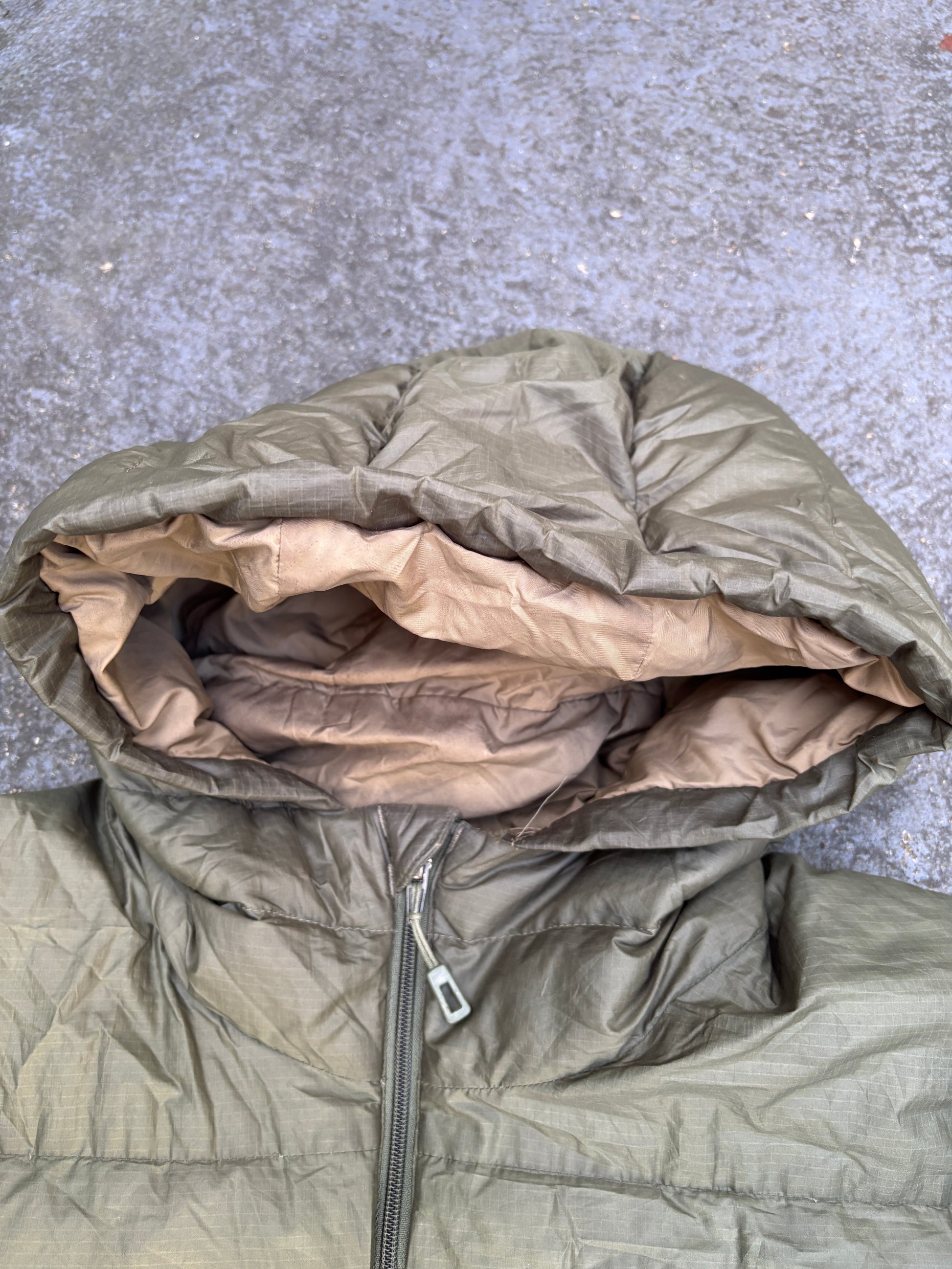 Patagonia Lightweight Puffer Down Jacket Size S Olive Green Chest Logo Full Zip