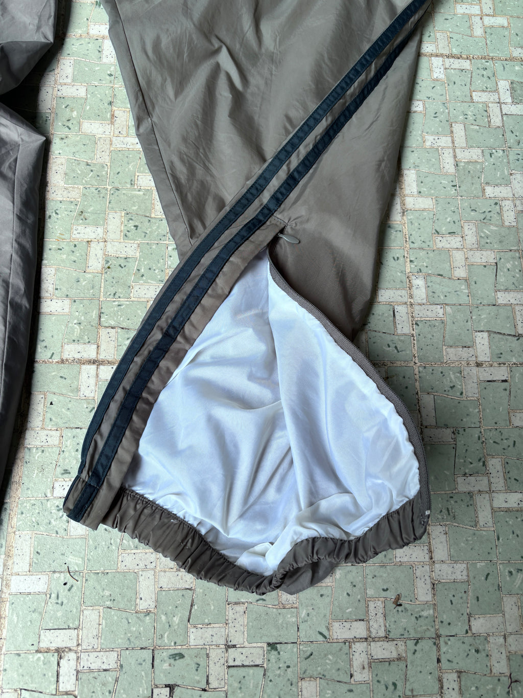 Vintage Adidas Nylon Track Pants – Grey XXL Y2K Windbreaker Wide Leg Cuffed