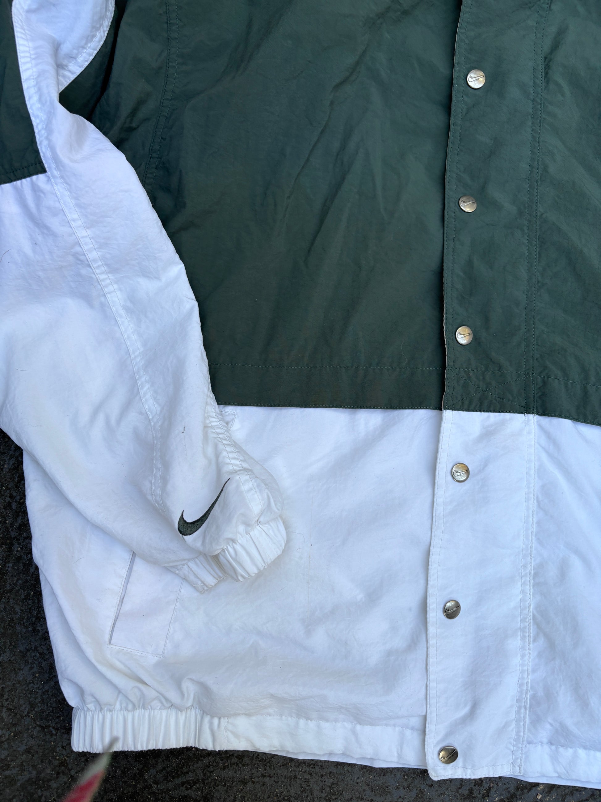 Vintage 90s Nike Court Jacket Men’s XL White Green Logo Swoosh Classic Windbreaker