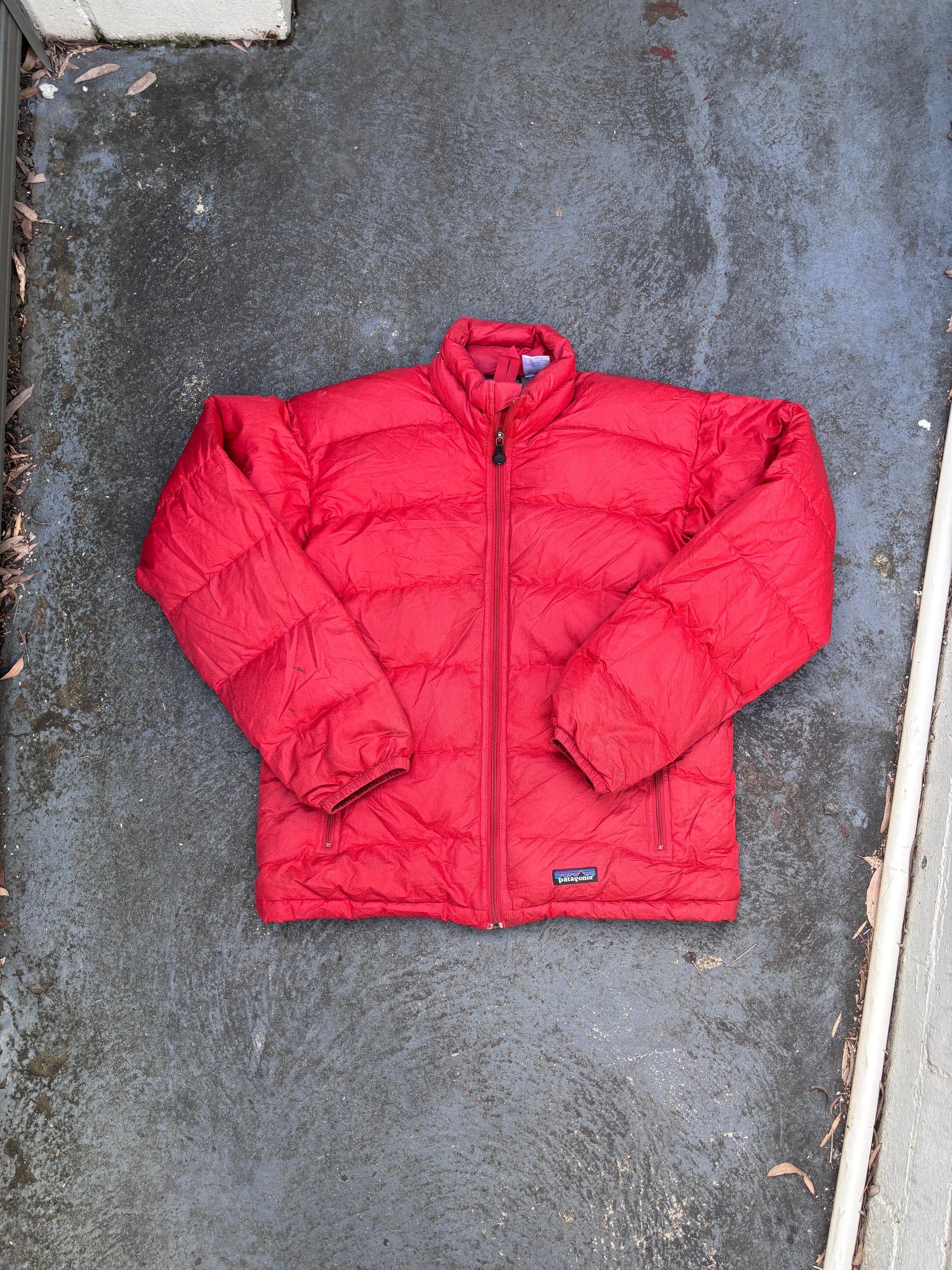 Patagonia Puffer Down Jacket Size S Red Hip Logo Textured Poly Full Zip Pockets