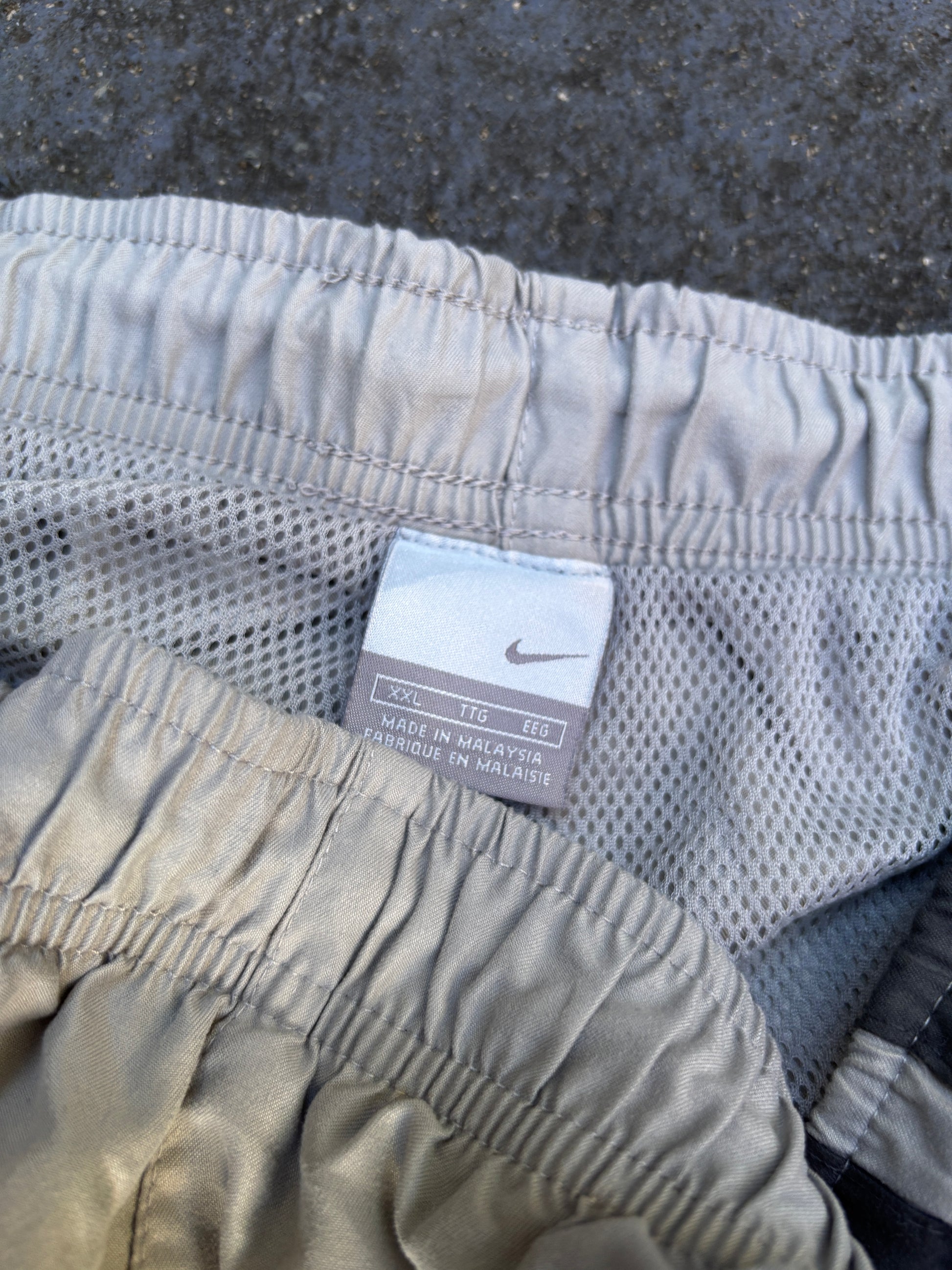 Vintage Y2K Nike Cargo Pants Size XXL Double Grey Wide Leg Nylon Windbreakers