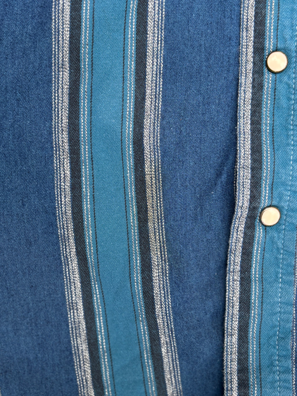 Vintage 90s Wrangler Western Shirt Size XXL Blue Two Tone Down Stripe Pearl Snap Buttons
