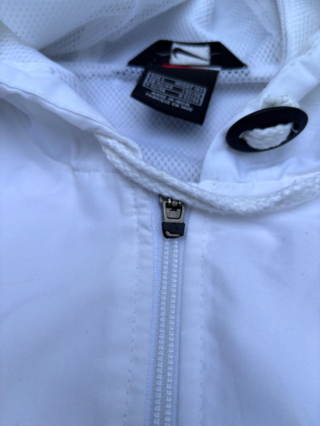 Vintage 90s Nike Jacket Men’s L White Red Swoosh Classic Nylon Windbreaker