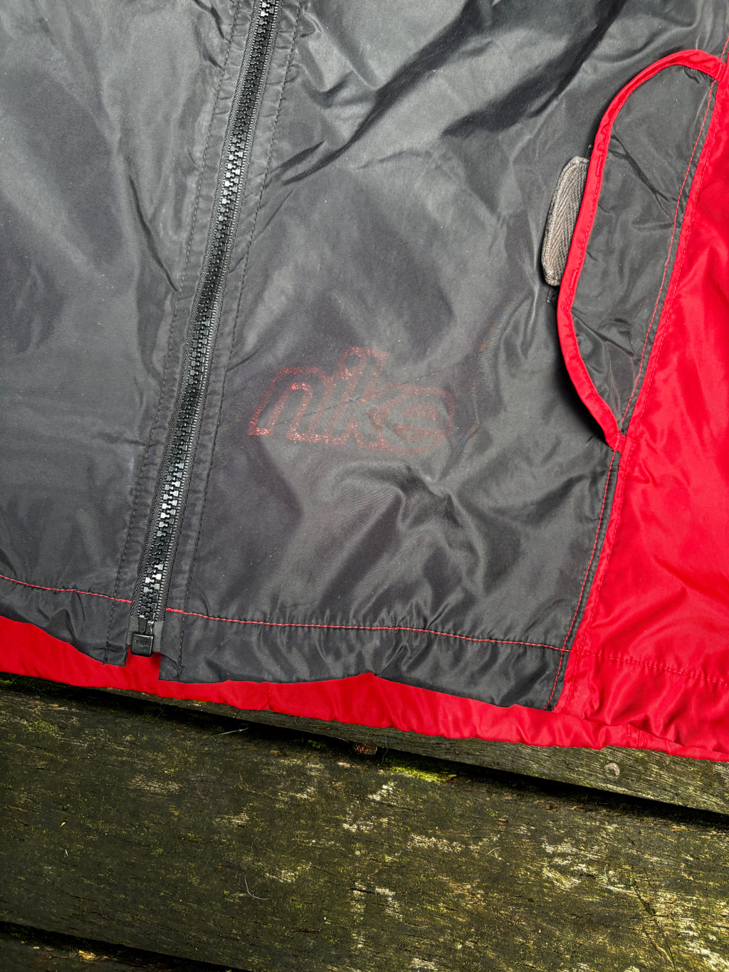 Vintage 90s Nike Jacket Size M Black Red Women’s