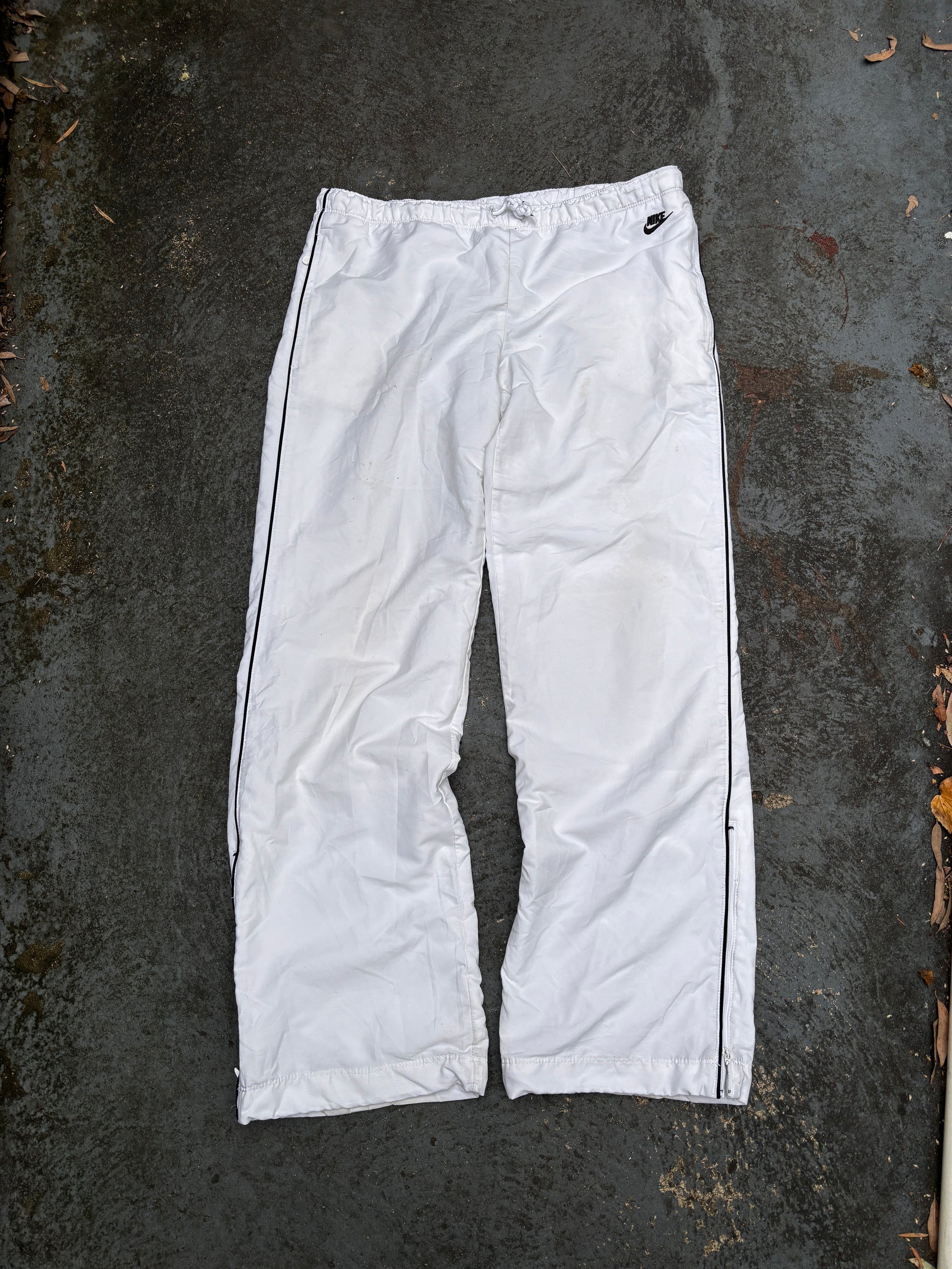 Vintage Y2K Nike Track Pants Size M White Black Detail Classic Windbreakers