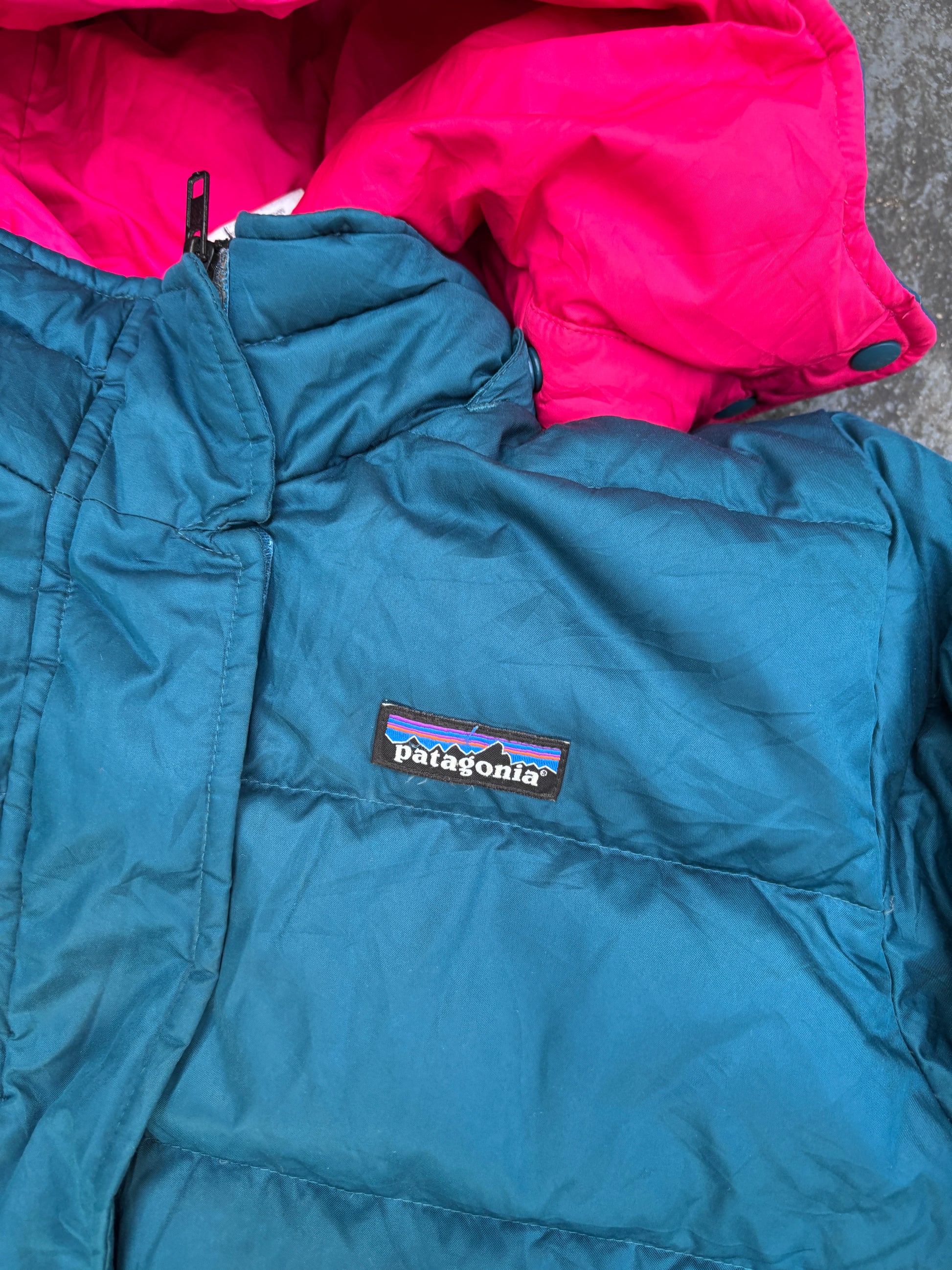 Patagonia Puffer Down Jacket Size S Green Pink Hooded Chest Logo Full Zip
