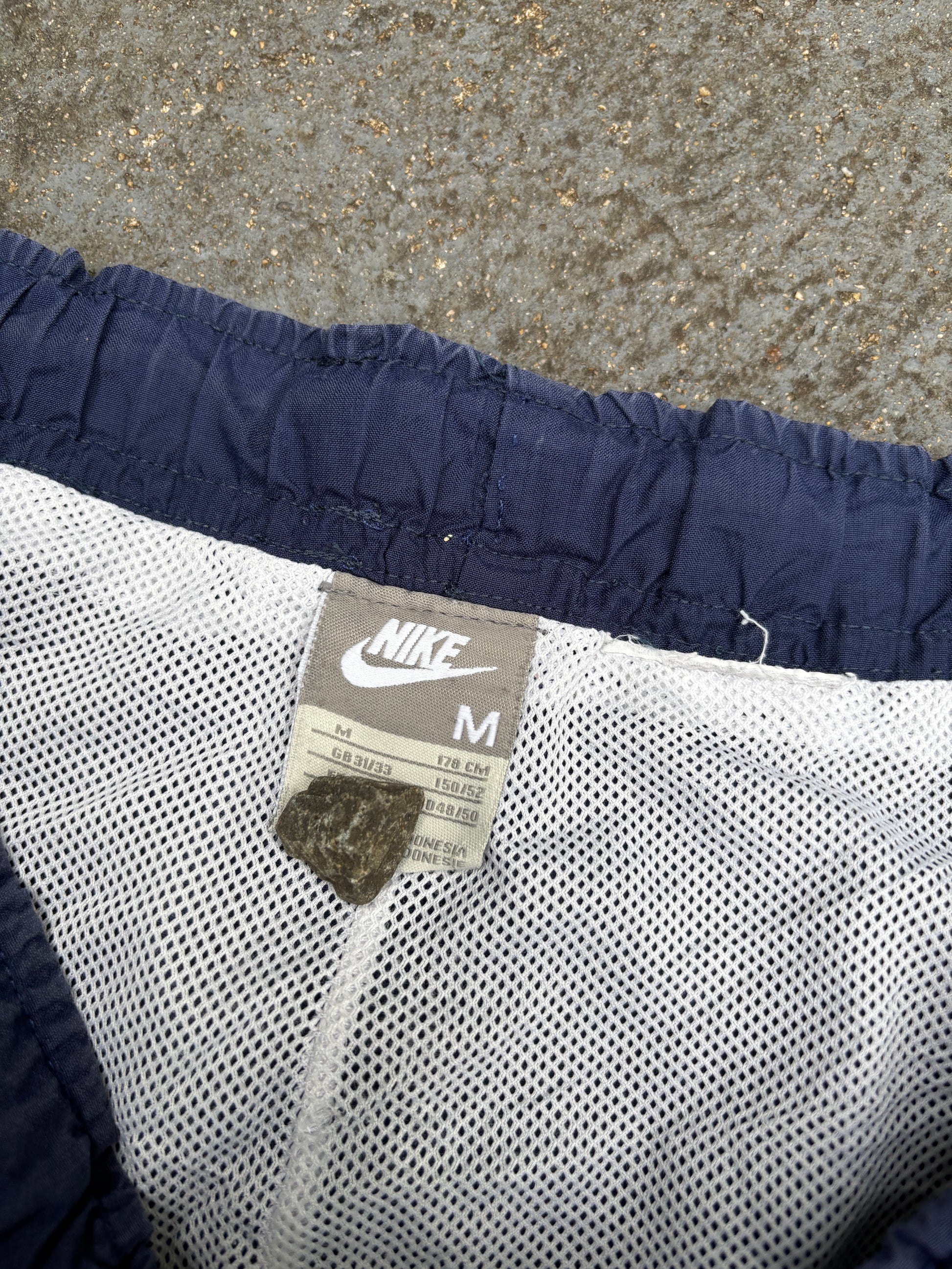 Vintage Y2K Nike 3/4 Track Pants M Navy White Detail Swoosh Classic Windbreakers