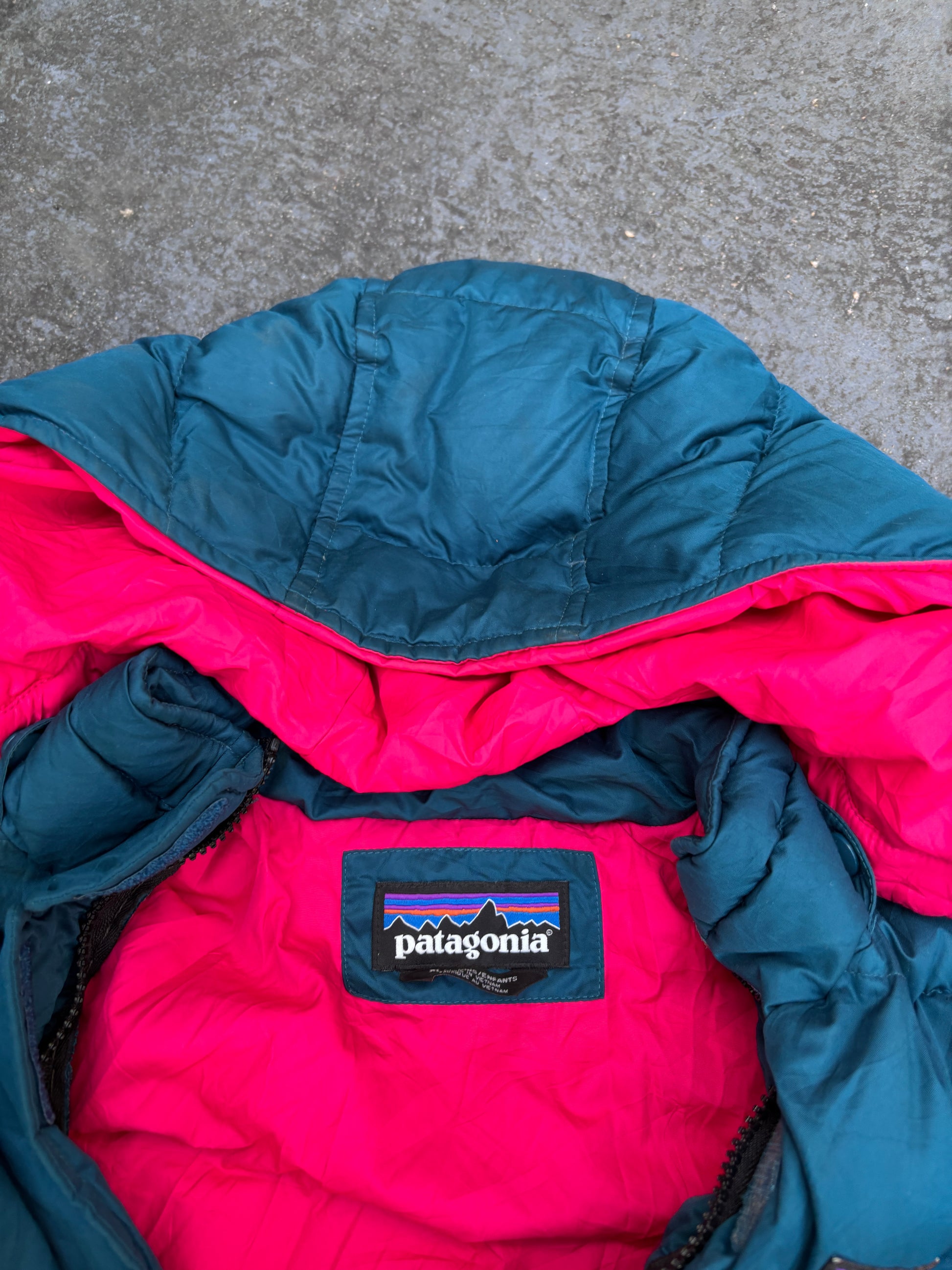 Patagonia Puffer Down Jacket Size S Green Pink Hooded Chest Logo Full Zip