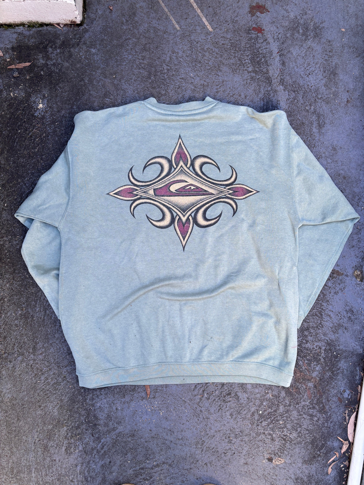Vintage 90s Quiksilver Jumper Size M Green Large Tribal Logo Surf Wear Crew Neck