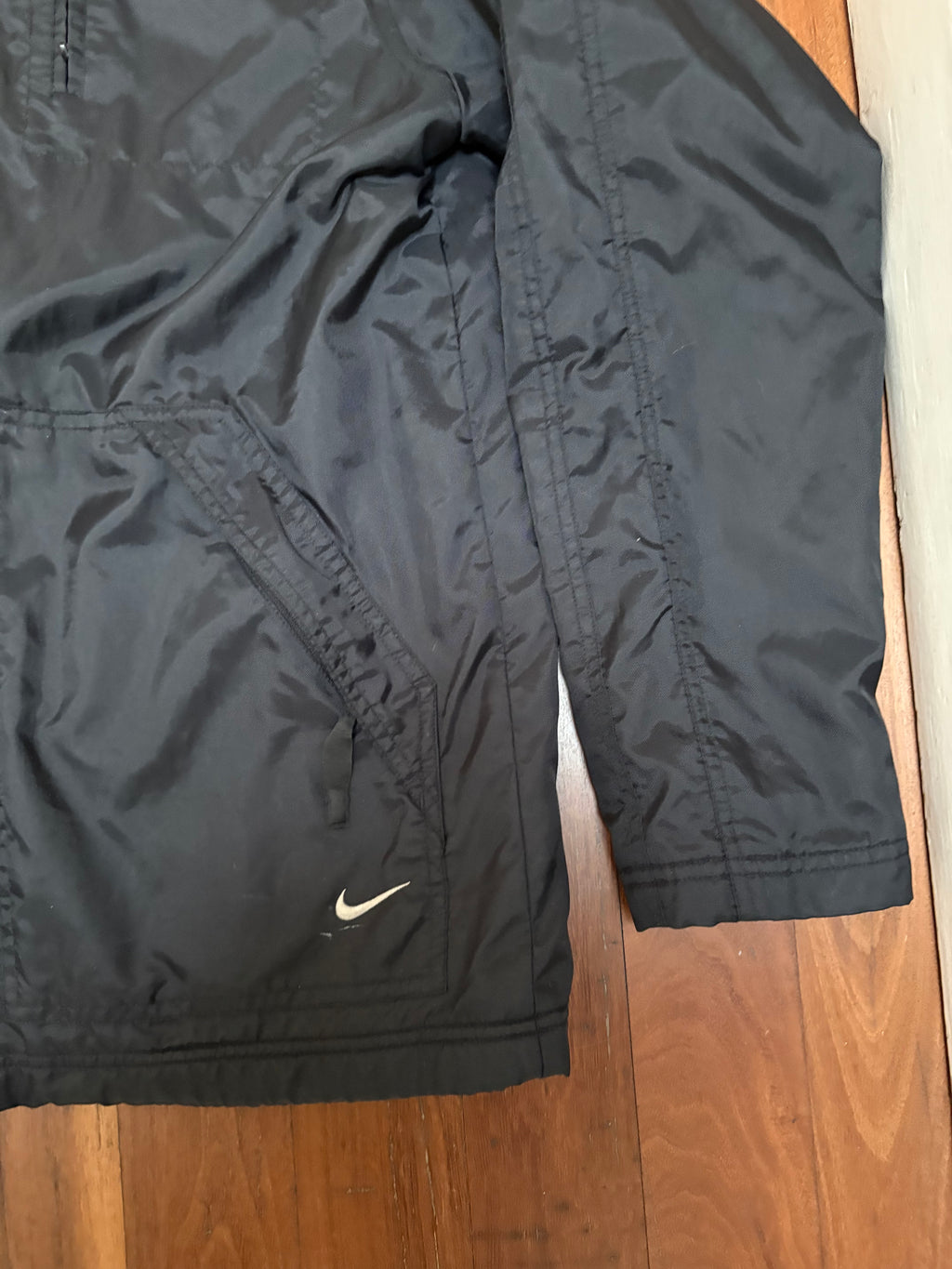 Vintage Y2K Nike Jacket Size S Black White Swoosh Classic Nylon Windbreaker