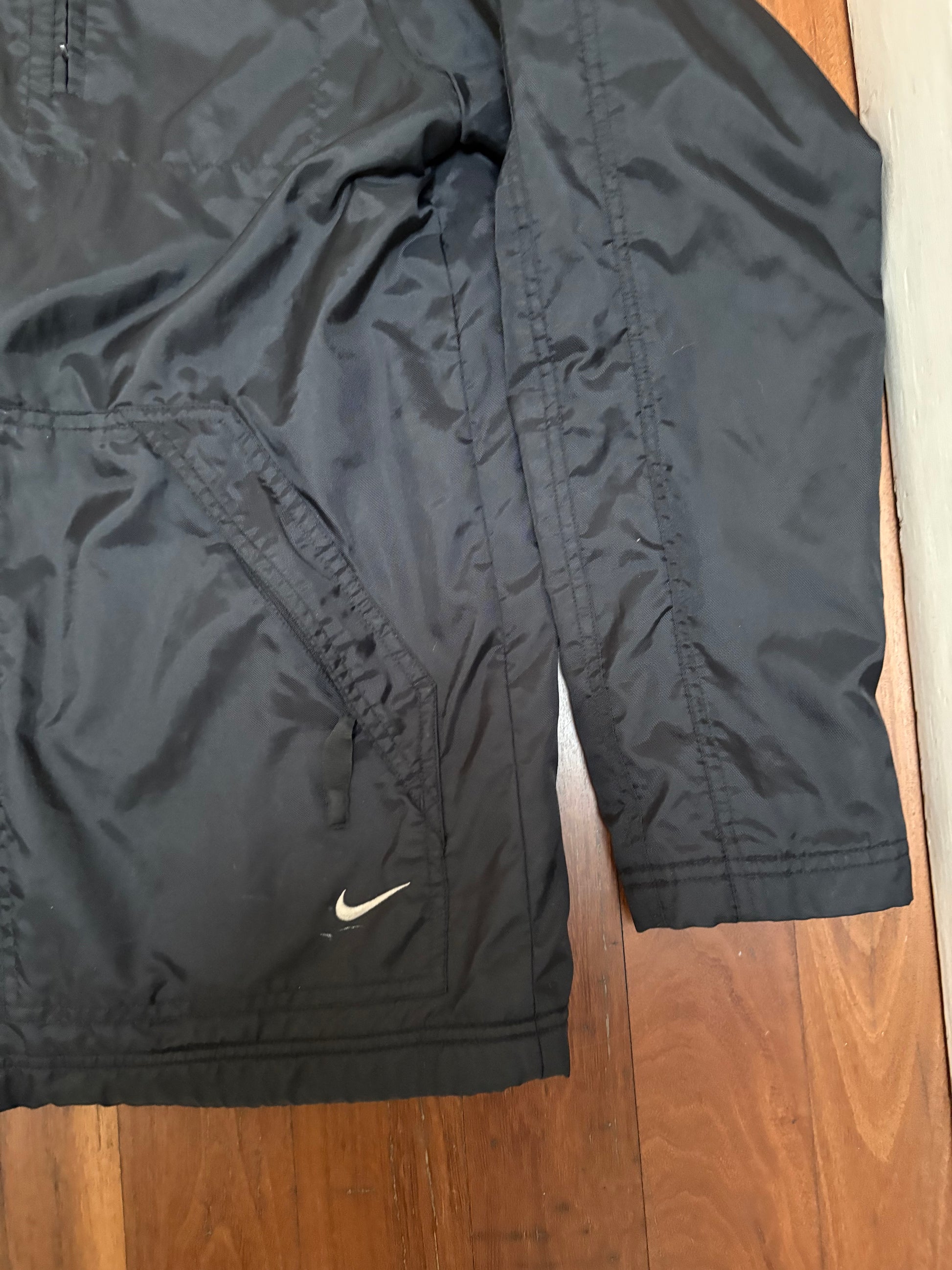 Vintage Y2K Nike Jacket Size S Black White Swoosh Classic Nylon Windbreaker
