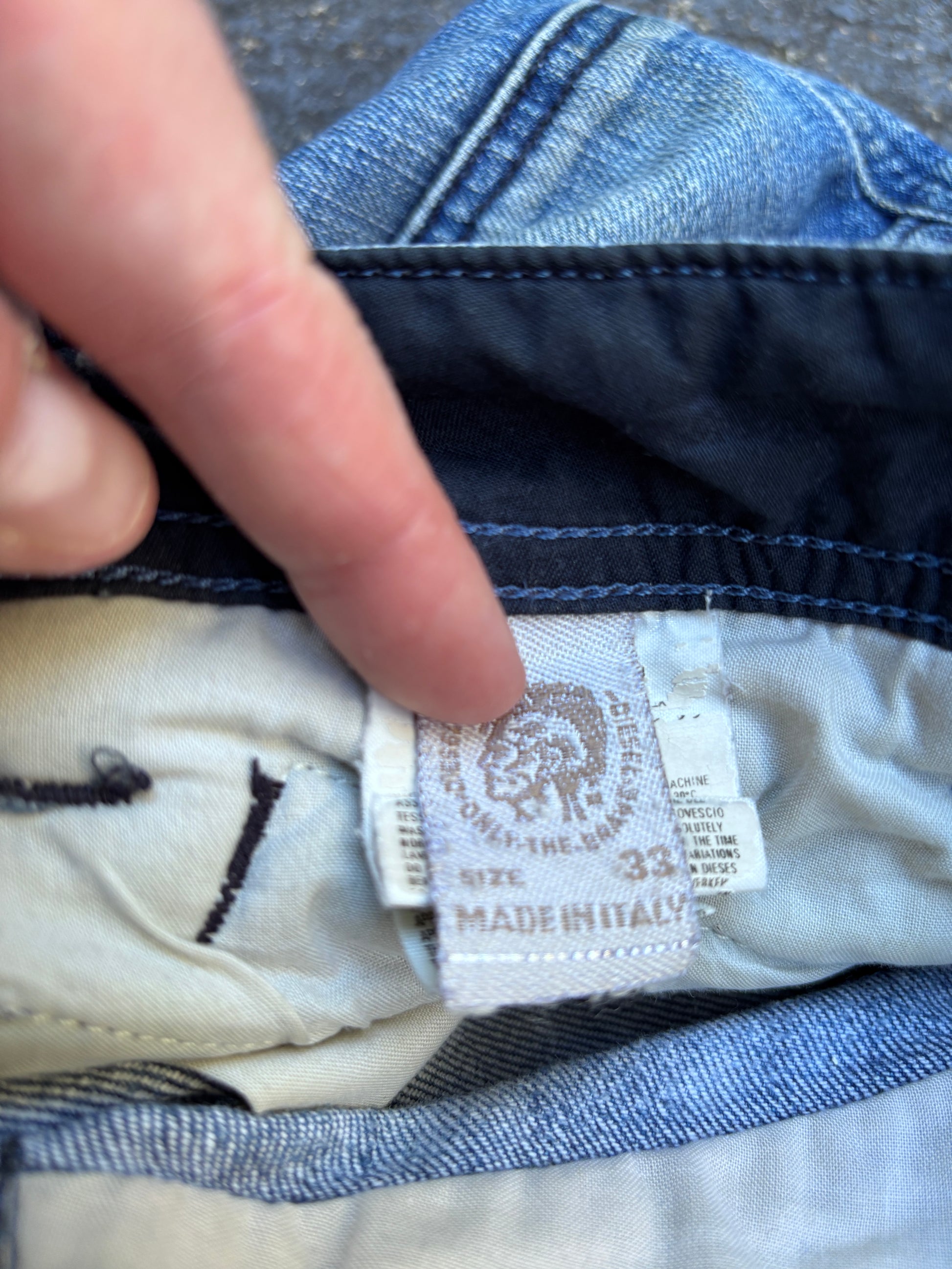 Vintage Diesel Slickap Jeans Size 33 Mid Wash Front Pockets Zips Faded Made in Italy