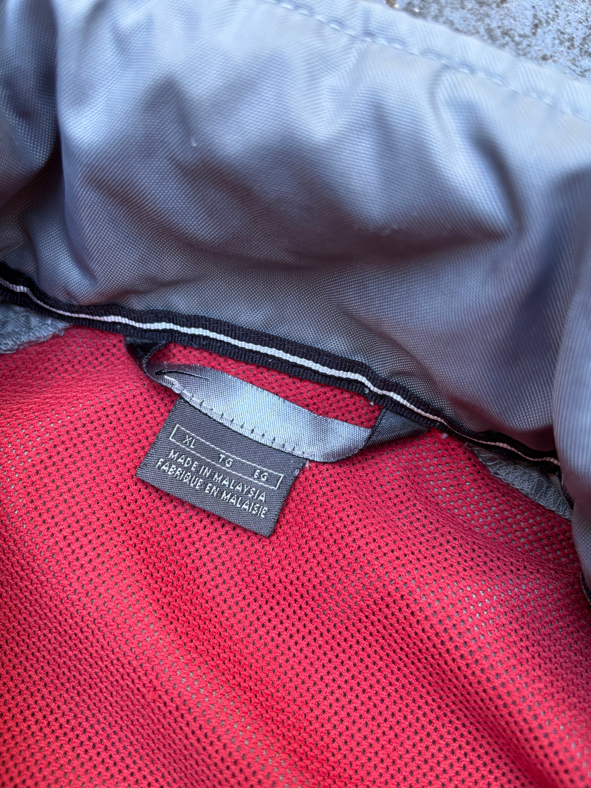 Vintage Y2K Nike Jacket Size XL Oversized Spell Out Kangaroo Pouch Windbreaker