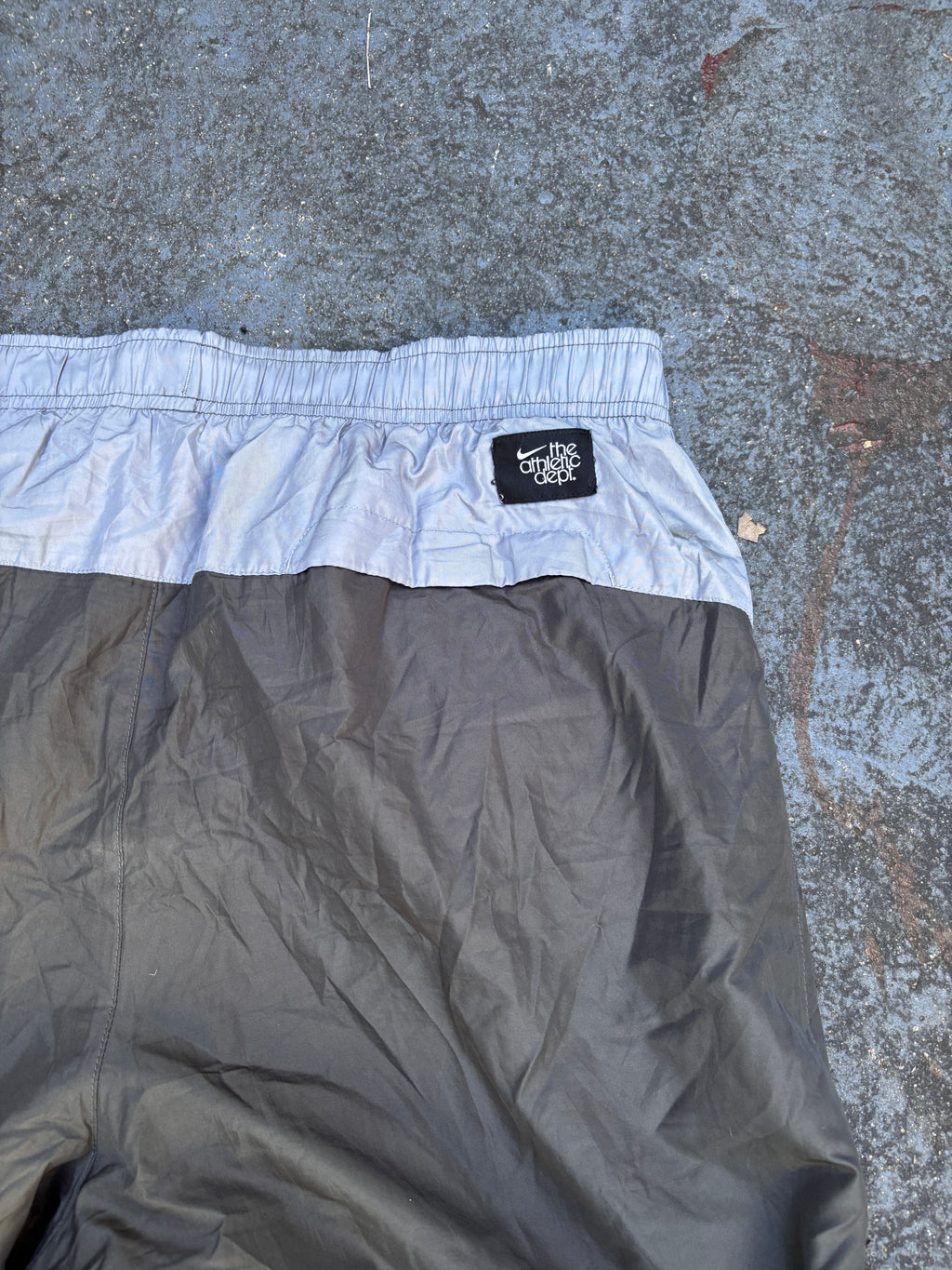 Vintage Y2K Nike Track Pants Men’s XL Grey Two Tone White Swoosh Windbreakers