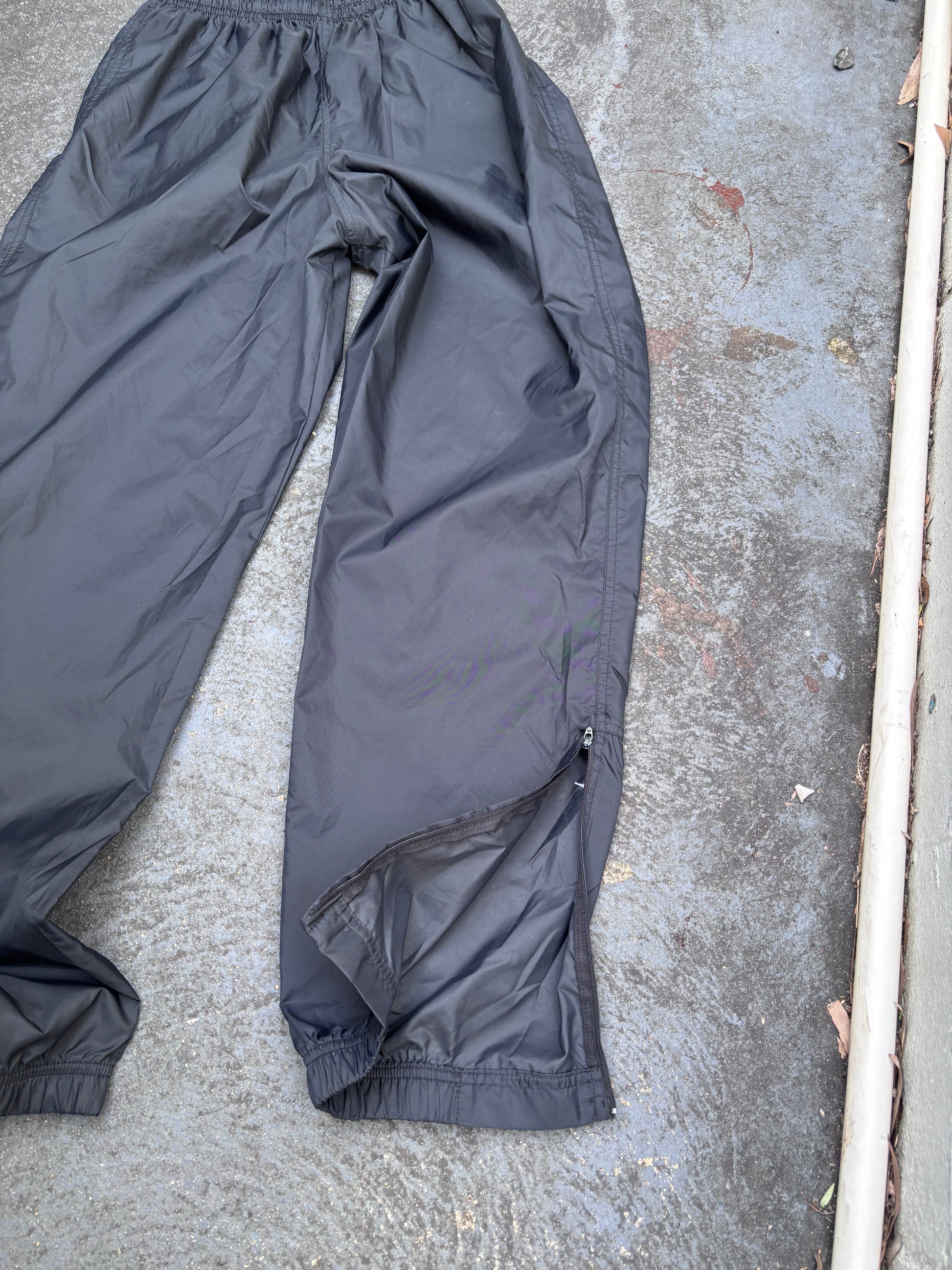 Vintage 90s Nike Track Pants Men’s L Black White Swoosh Light Nylon Windbreakers
