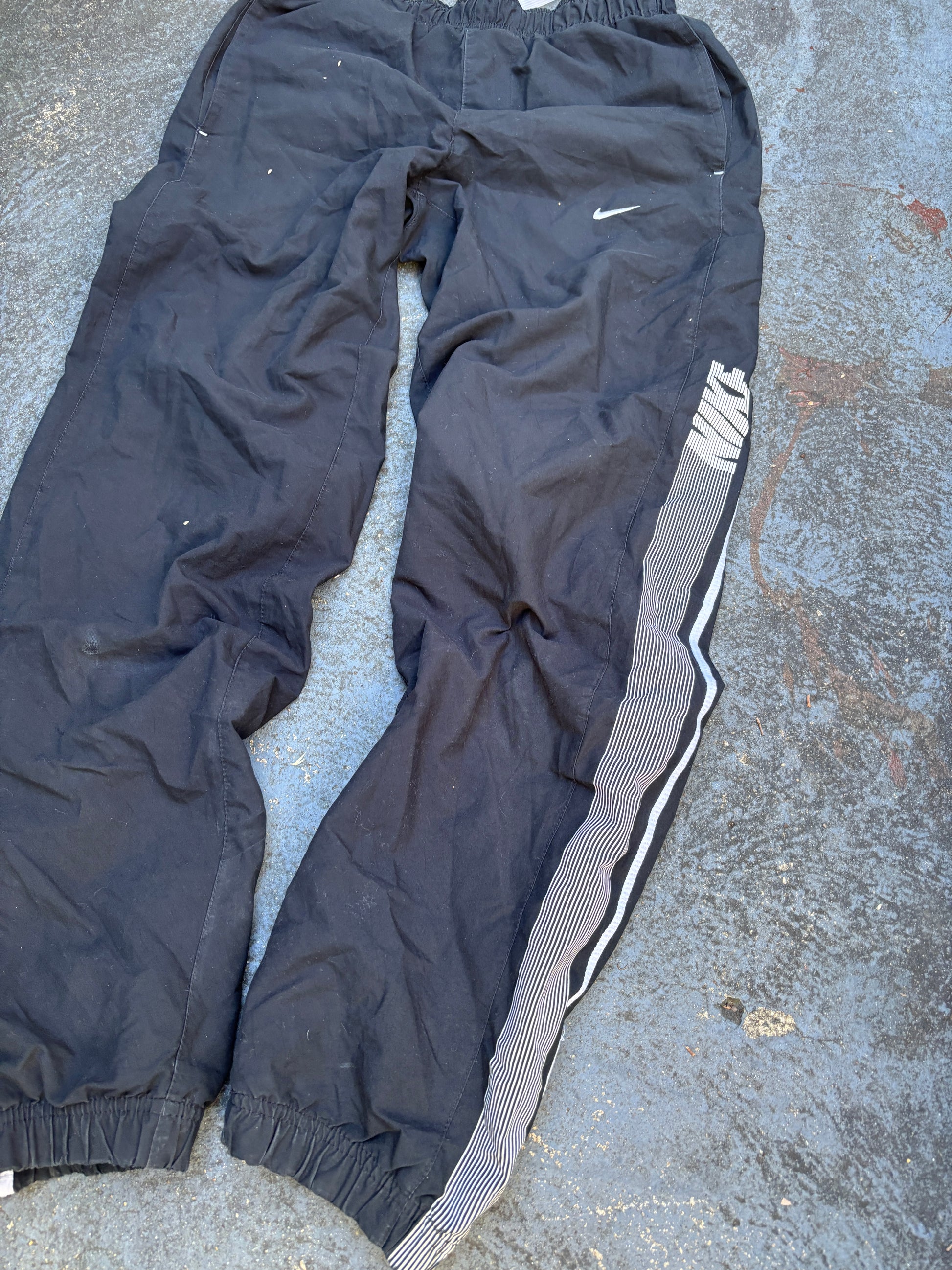 Classic Nike Track Pants Size S Black White Spell Out Detail Nylon Style Windbreakers