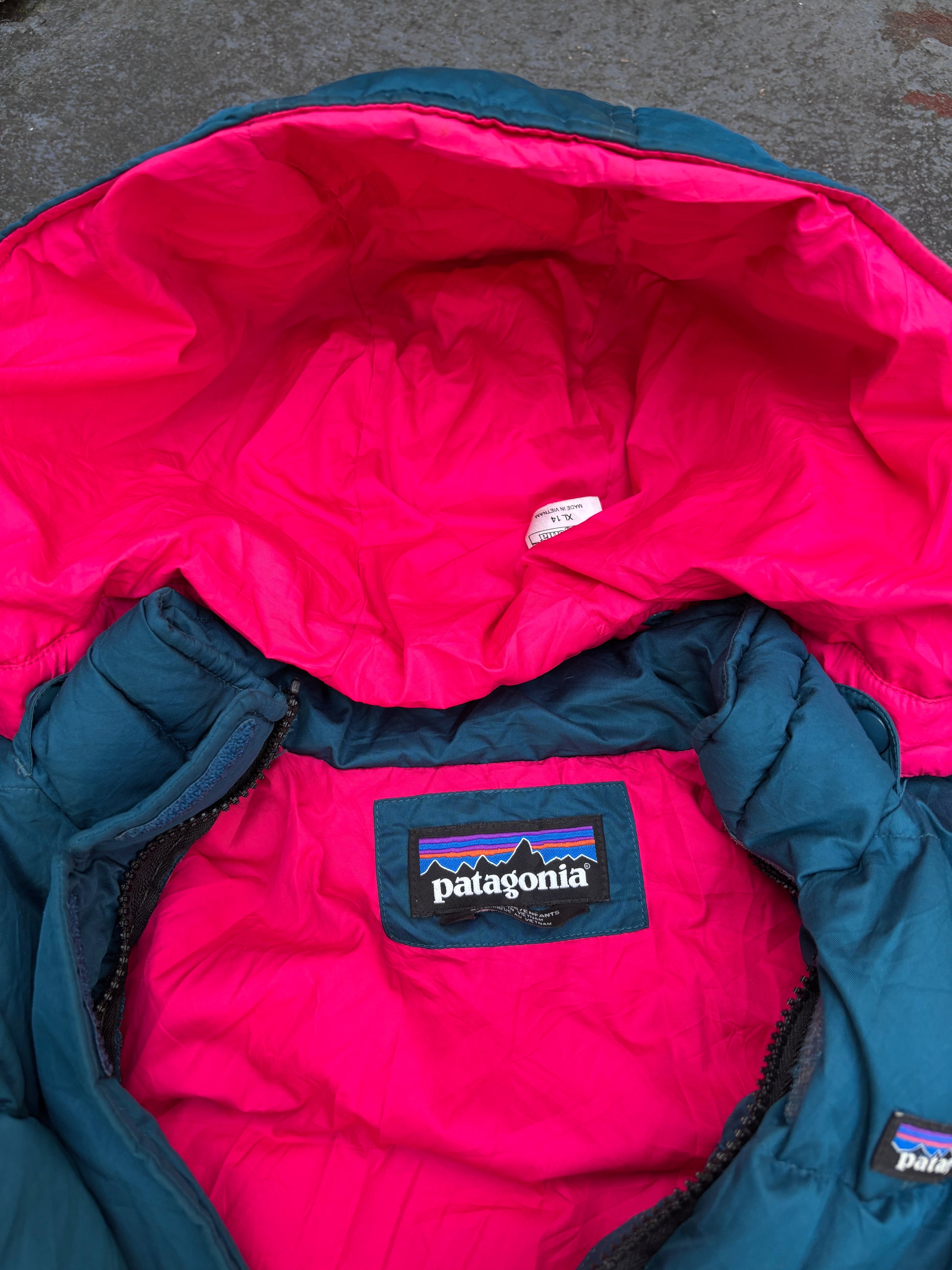 Patagonia Puffer Down Jacket Size S Green Pink Hooded Chest Logo Full Zip