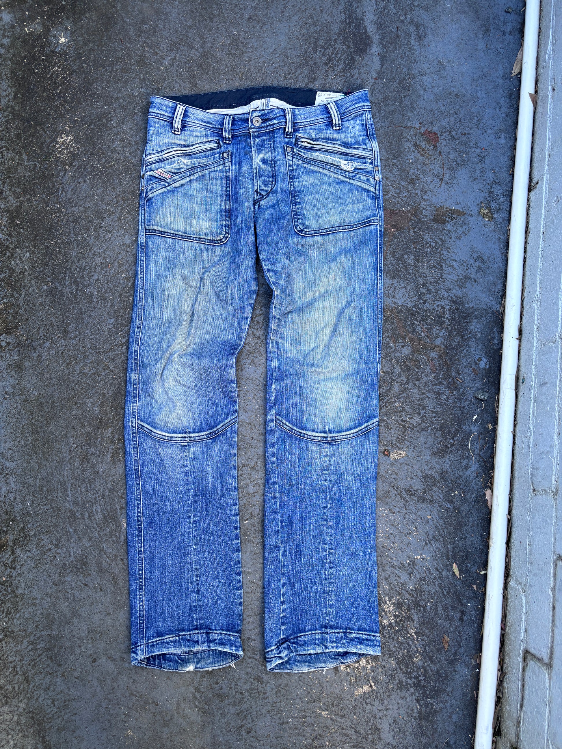 Vintage Diesel Slickap Jeans Size 33 Mid Wash Front Pockets Zips Faded Made in Italy