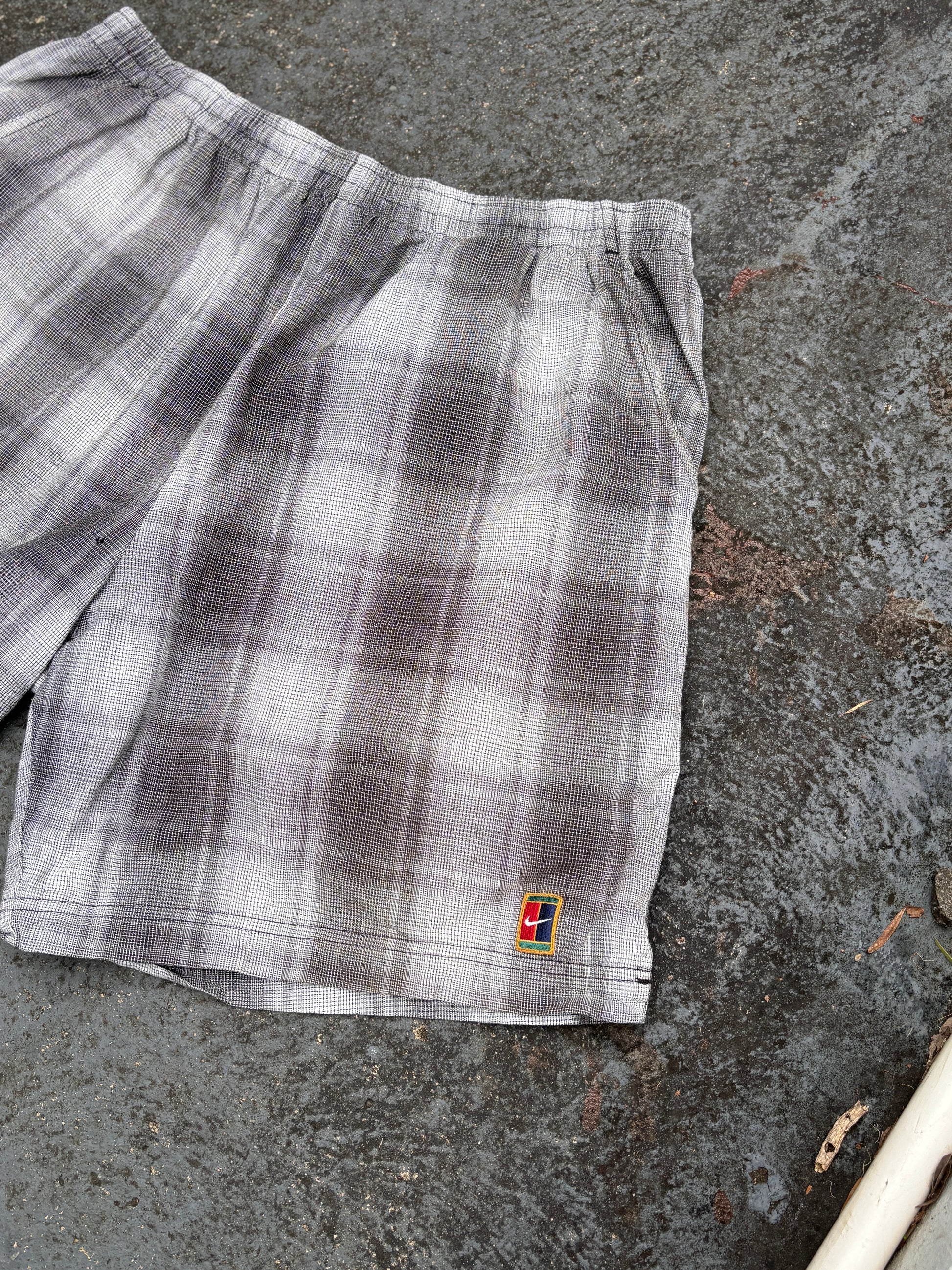 Vintage 90s Nike Court Shorts Size L Black/White Checkered Wide Leg w Logo