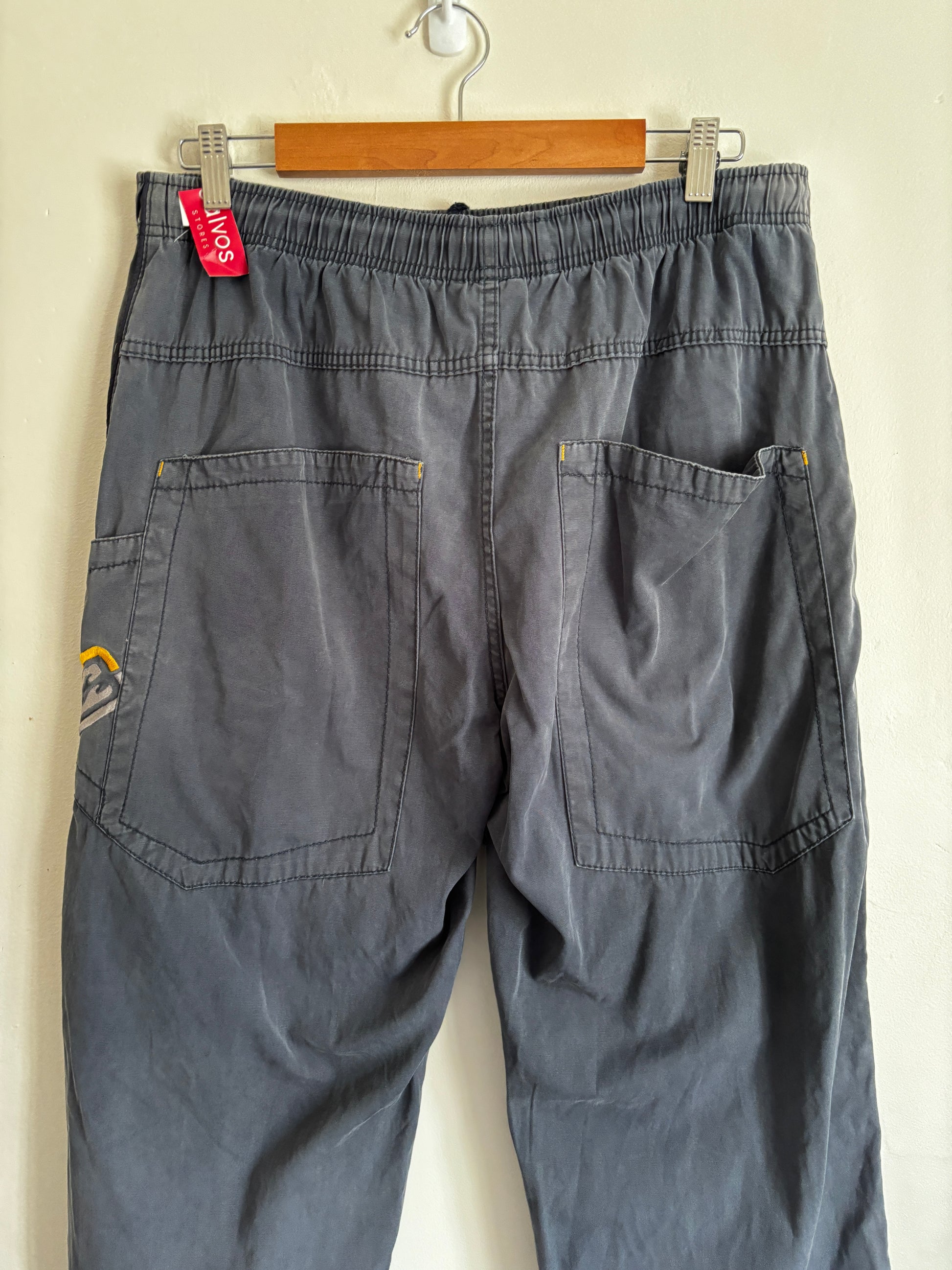 Y2K Billabong Pants Size 32