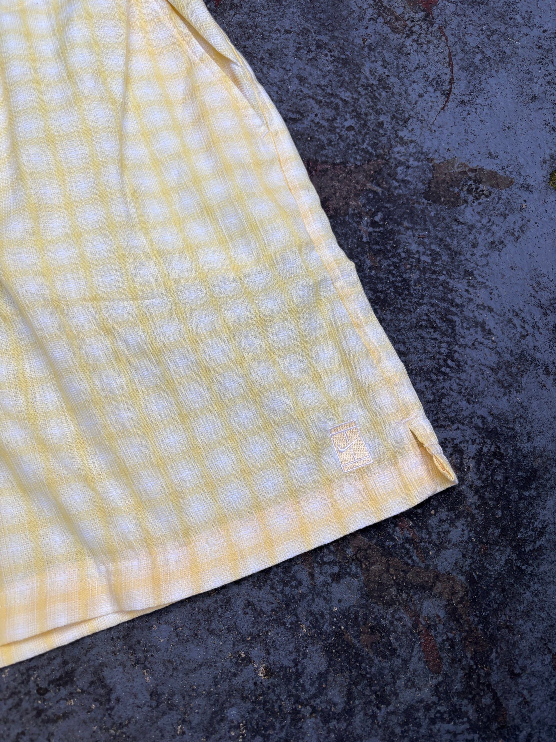 Vintage Y2K Nike Court Shorts Size M Yellow White Check NWT Deadstock
